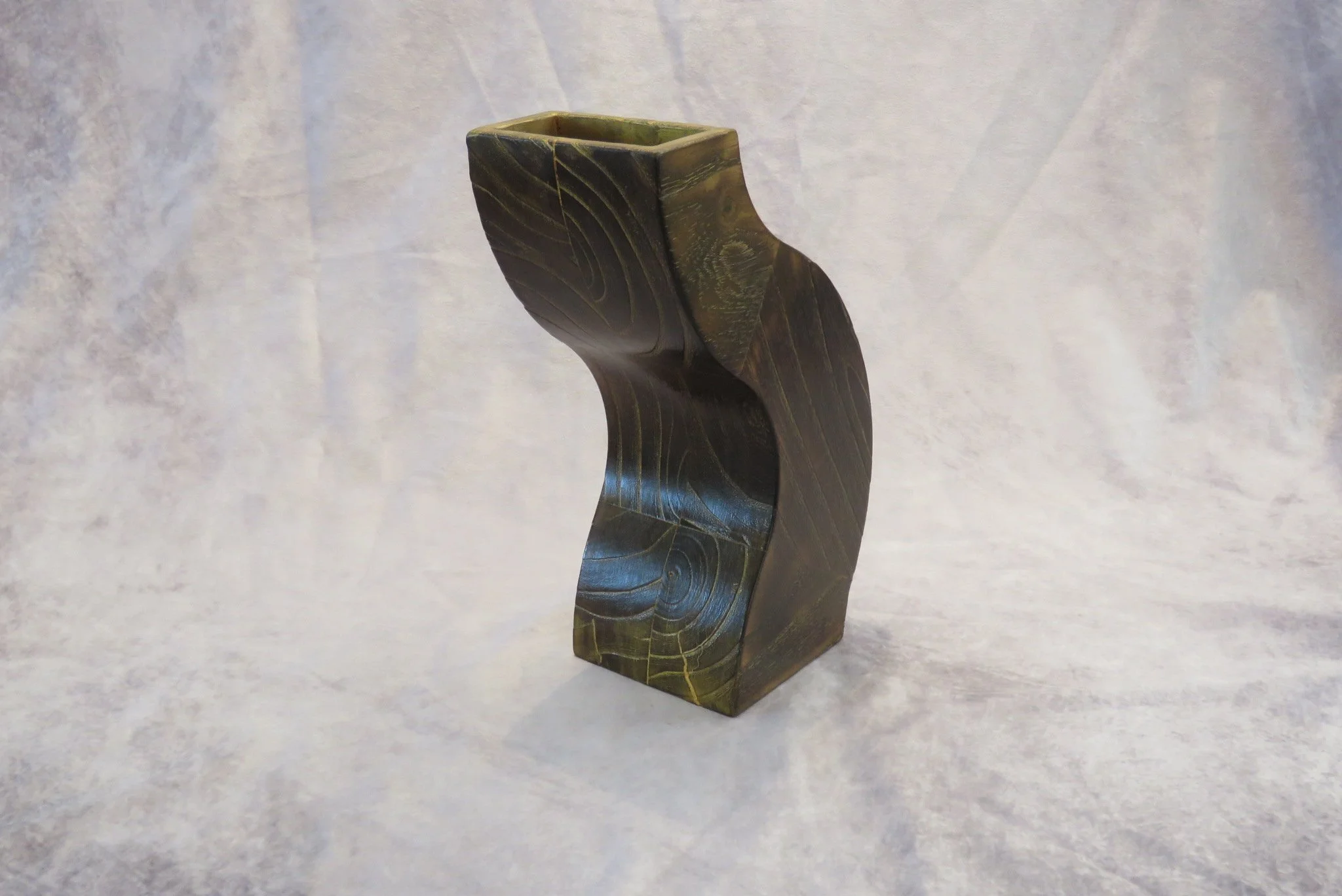 Scott Eckstein
Twisted vase-Chinese elm