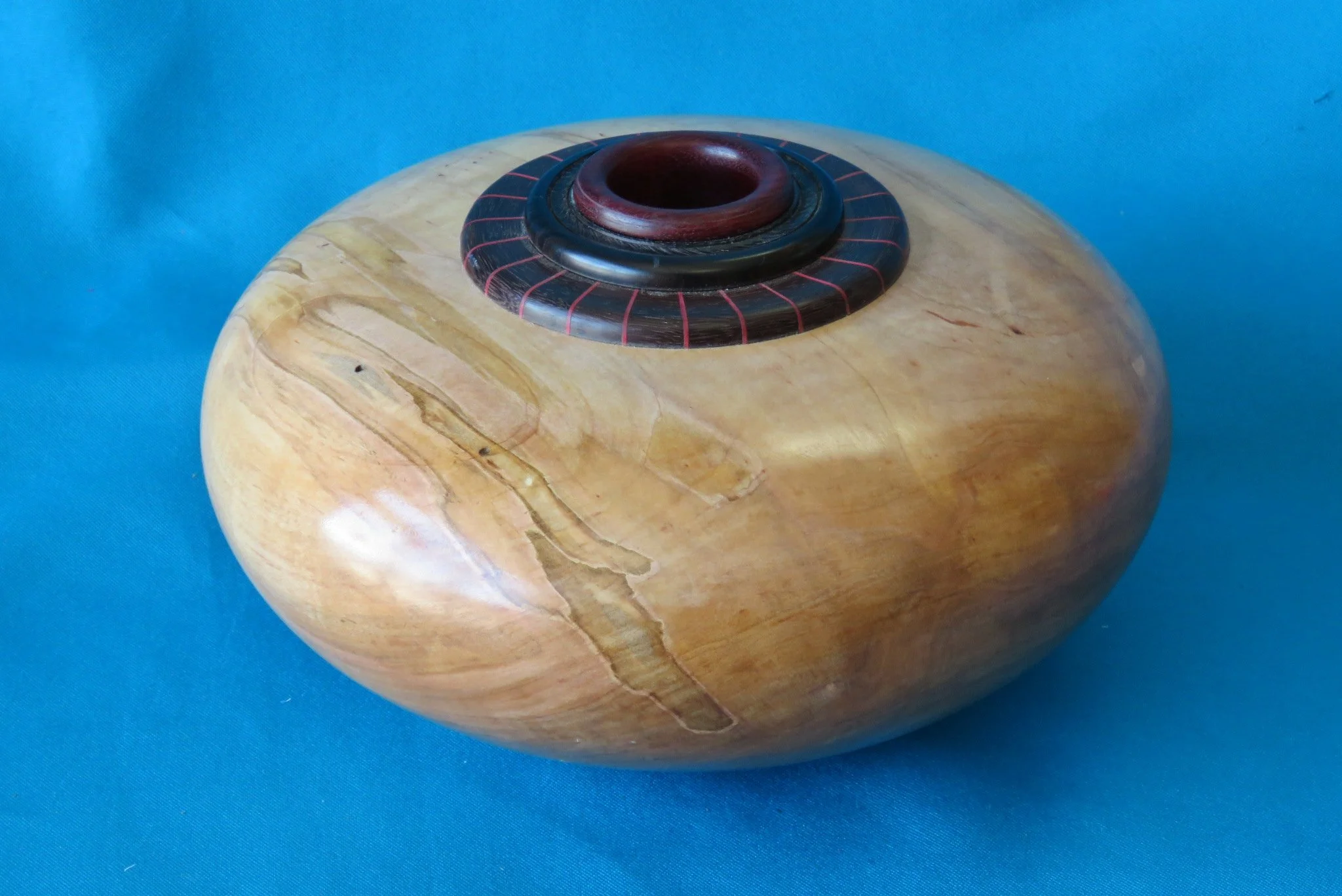 Rex Funk
Hollow form with blackwood rim, 1st