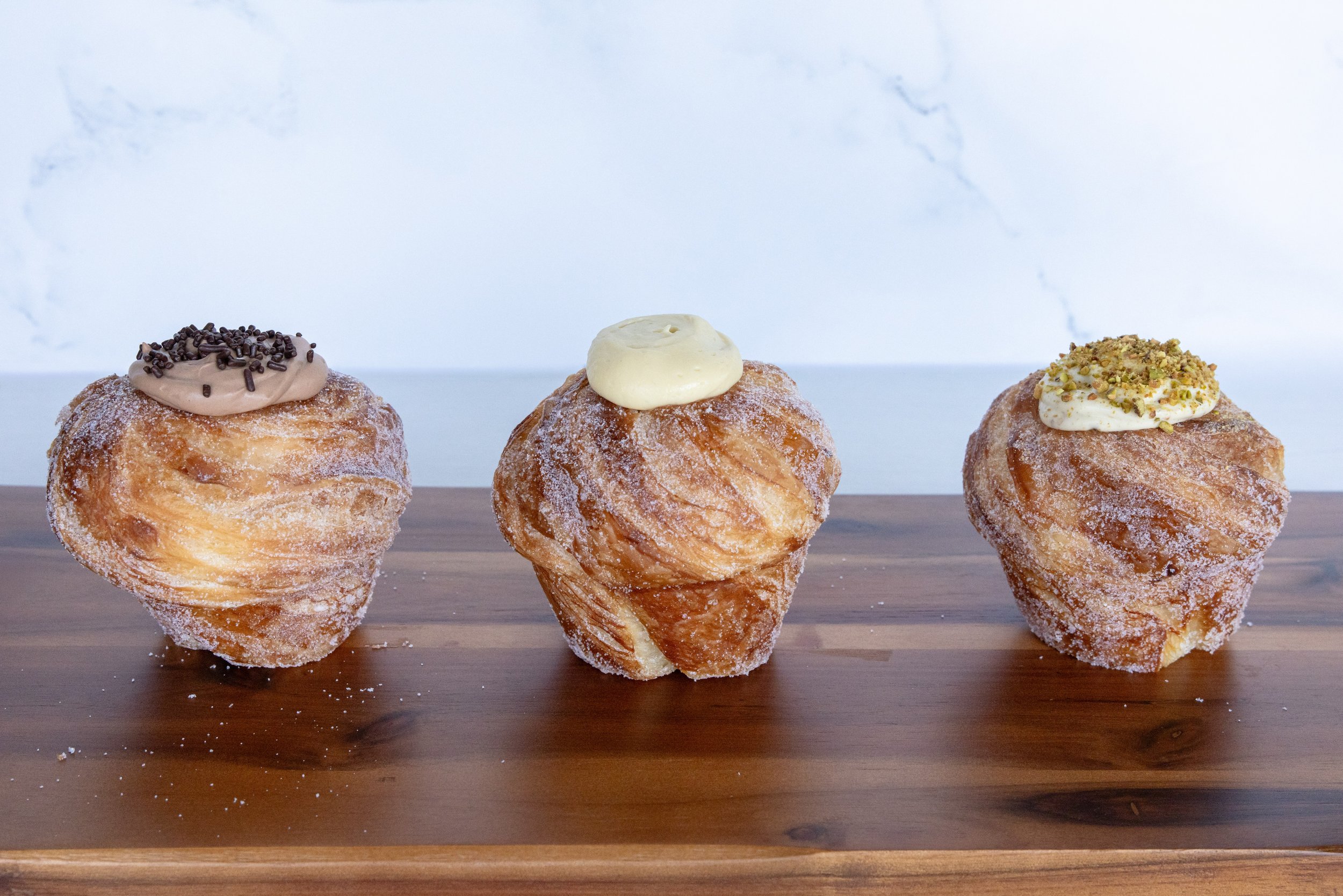 Cruffin & Tea