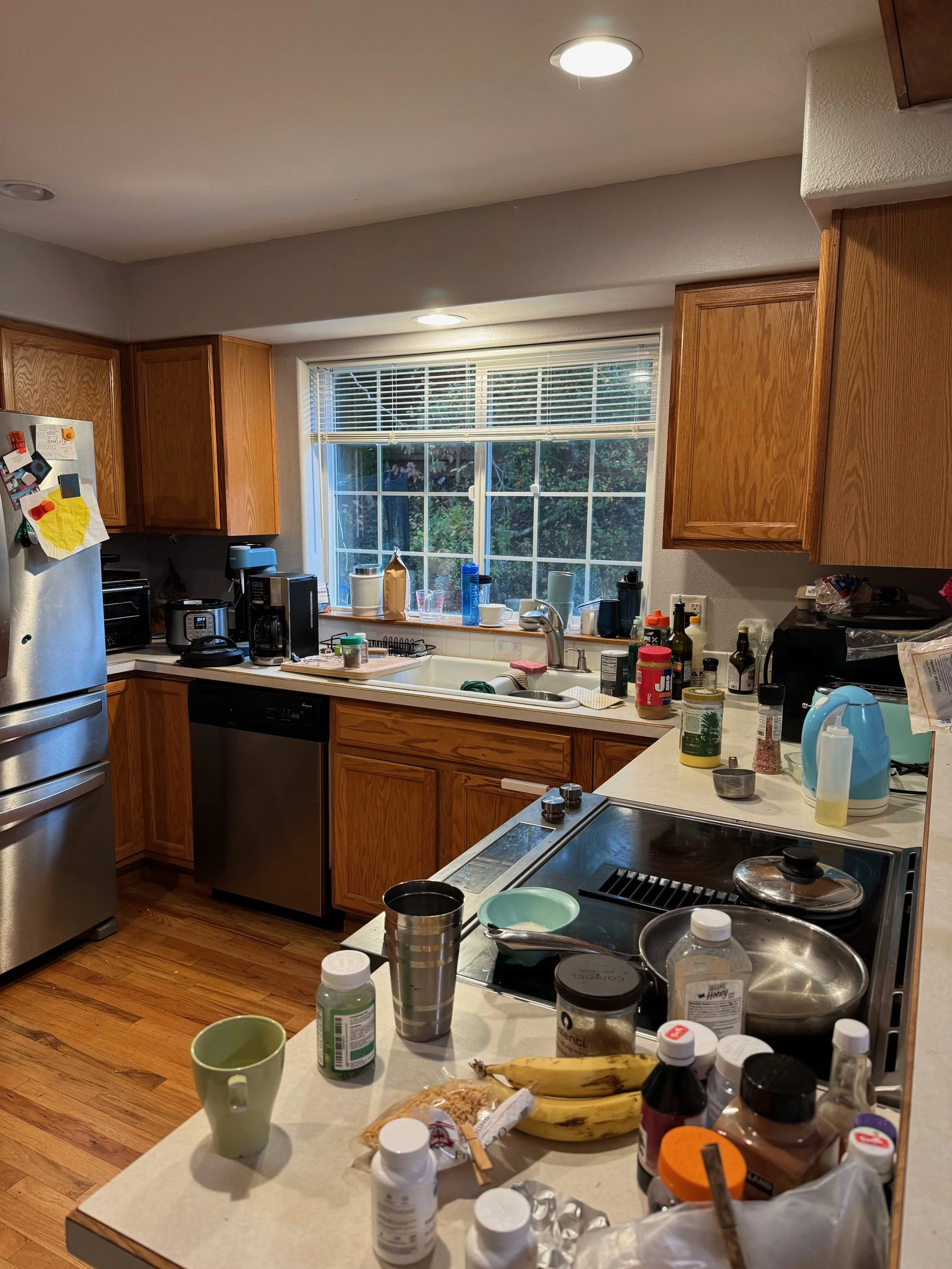 Kitchen Before  Weekly Cleaning