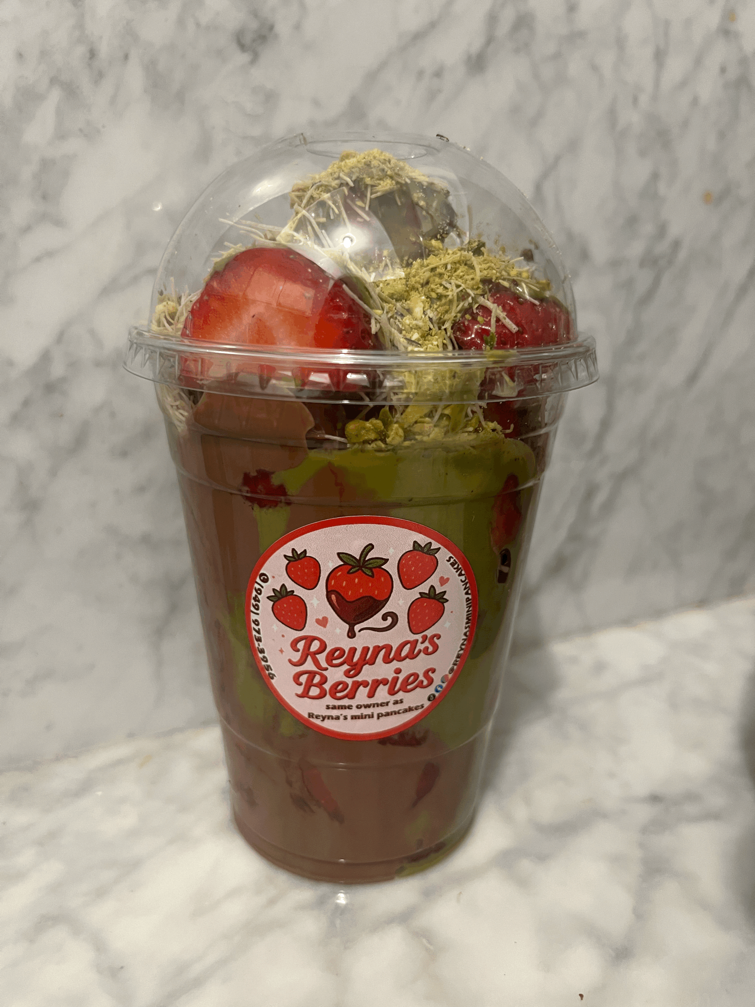 Dubai Chocolate Strawberry Catering