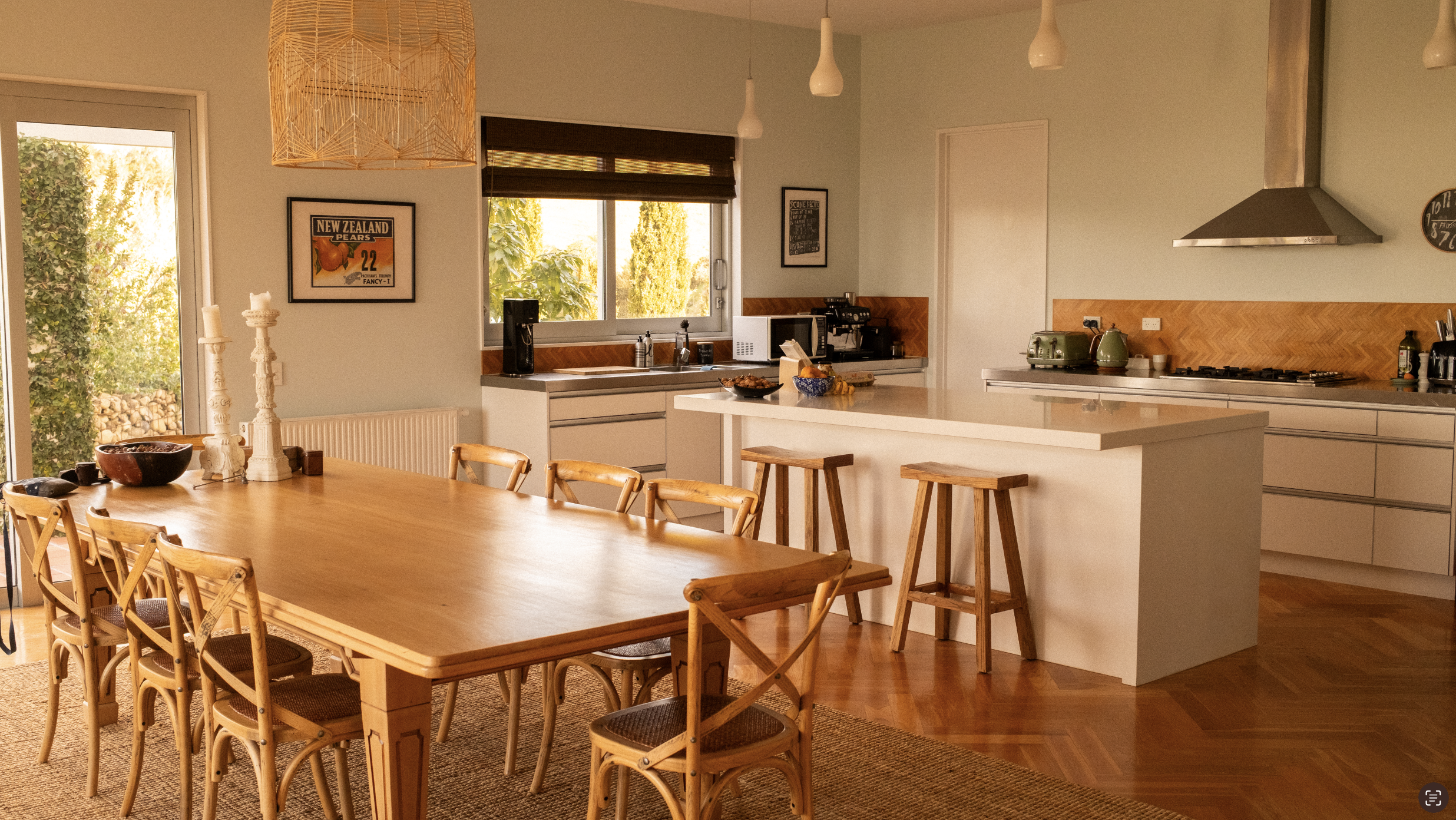 The kitchen and dining area