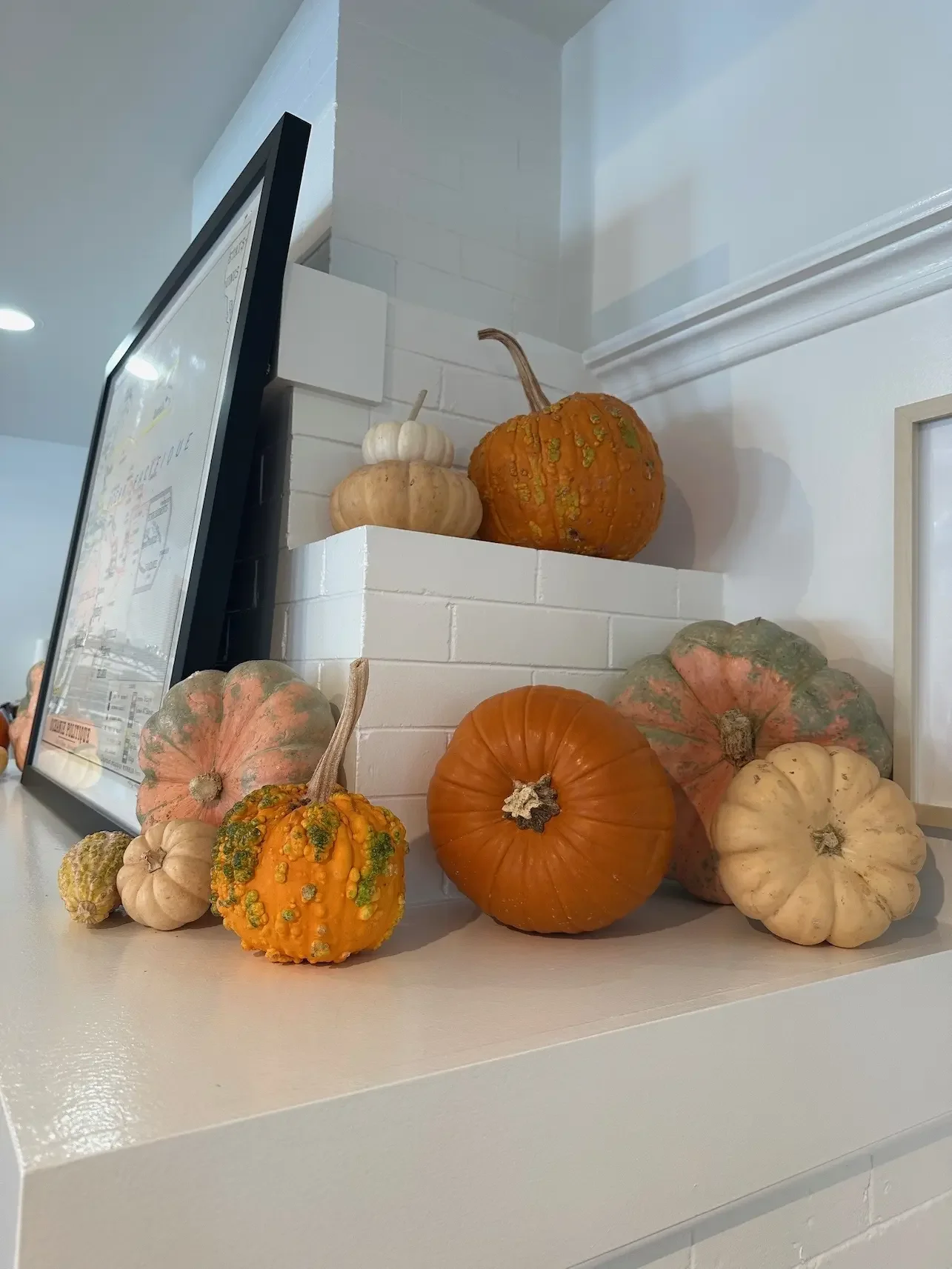 interior autumn design with pumpkins and design by Maison Pumpkin