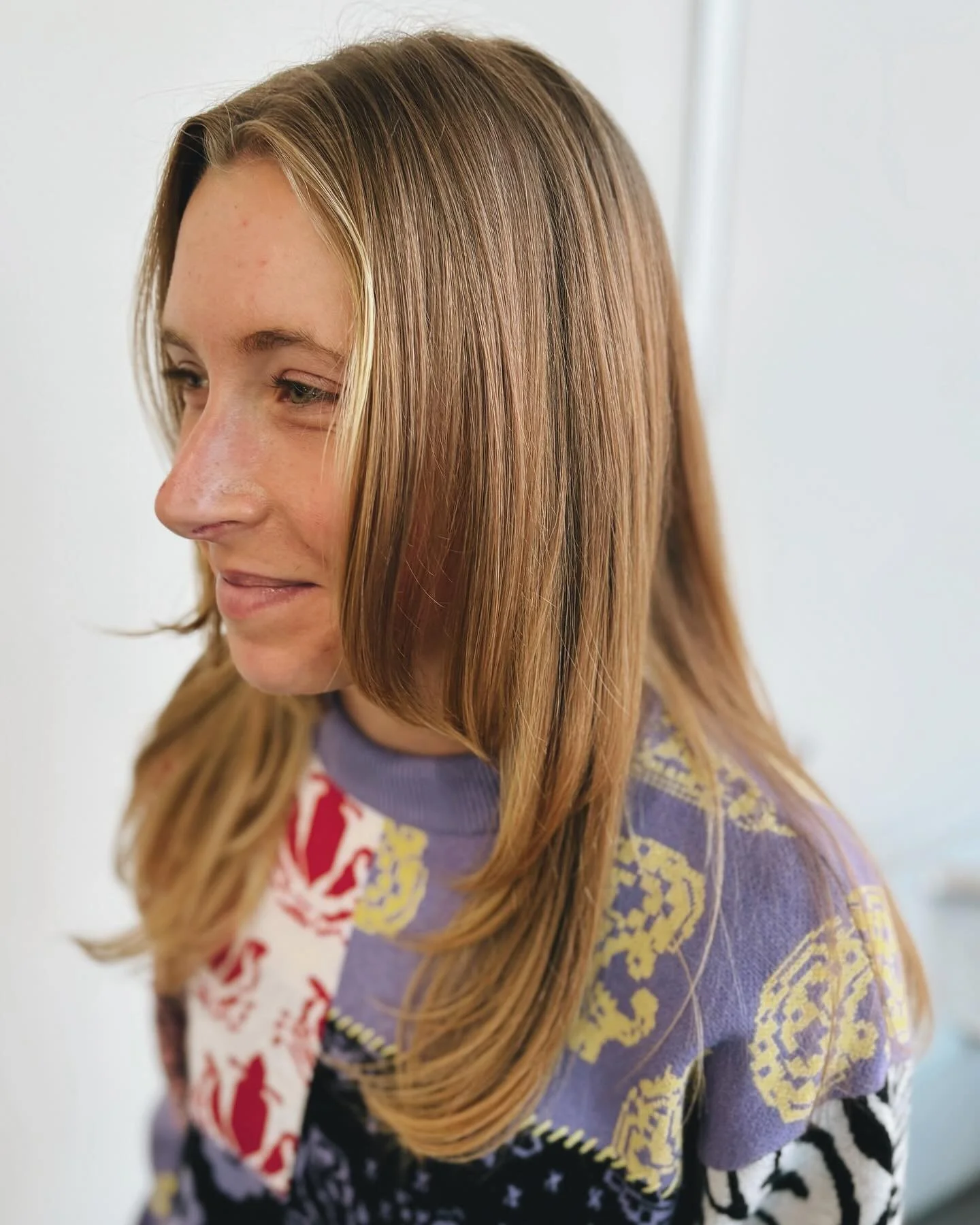 Luna layers to frame the face and longer layers in the back, for my gorgeous sister 💞