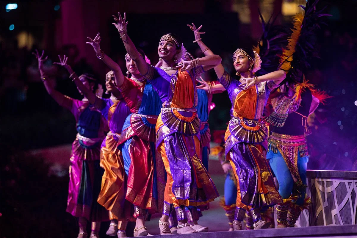 sh_ev-WHY-The-Musical-Dubai-Expo-2021_0001_3.jpg