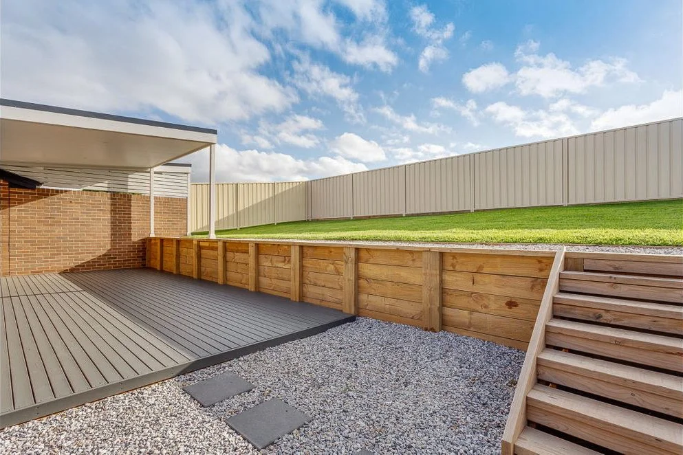 garden retaining.jpg