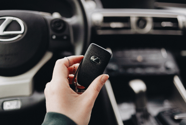 Why Your Car Key Fob Keeps Failing — and How Locksmiths Can Fix It Fast