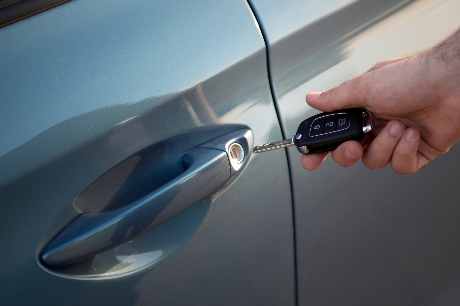 Can a Locksmith Replace a Lost Push-to-Start Key? Here’s the Truth