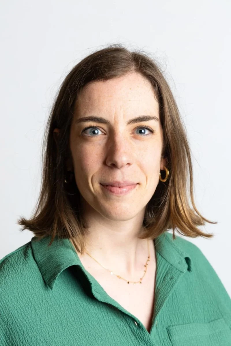 Jana – vroedvrouw, shiatsutherapeut, natuurliefhebber en gastvrouw van het cocoonverblijf.