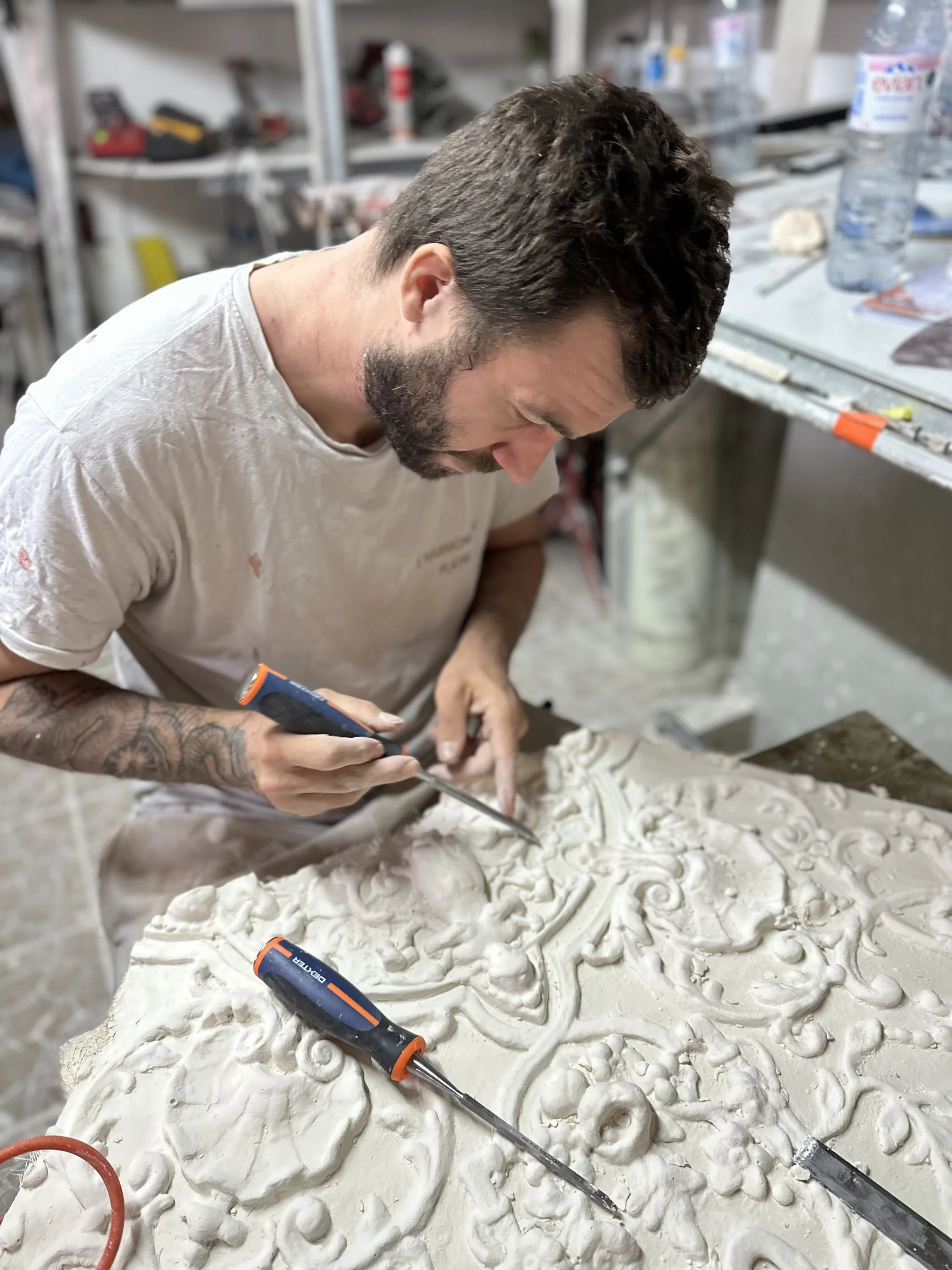 Rénovation d'une rosace en cours