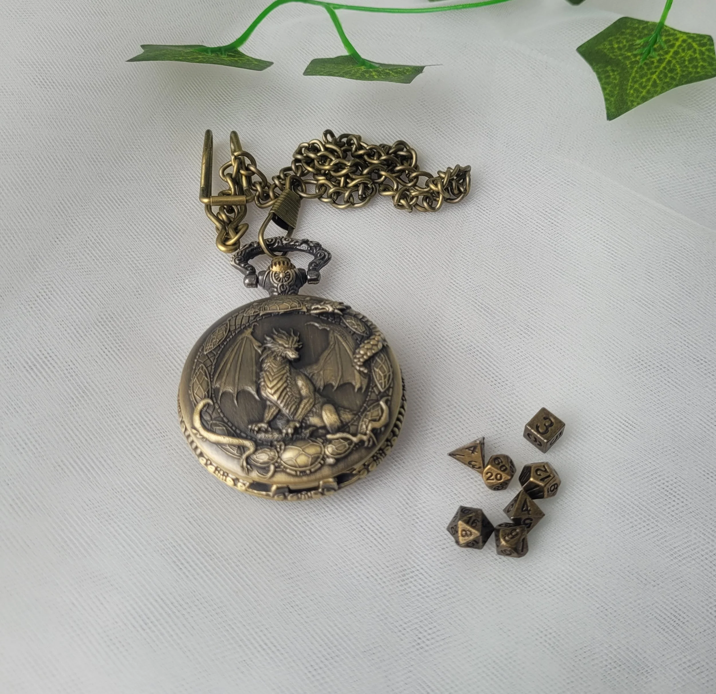 Pocket Watch Style D&D Dice Holder