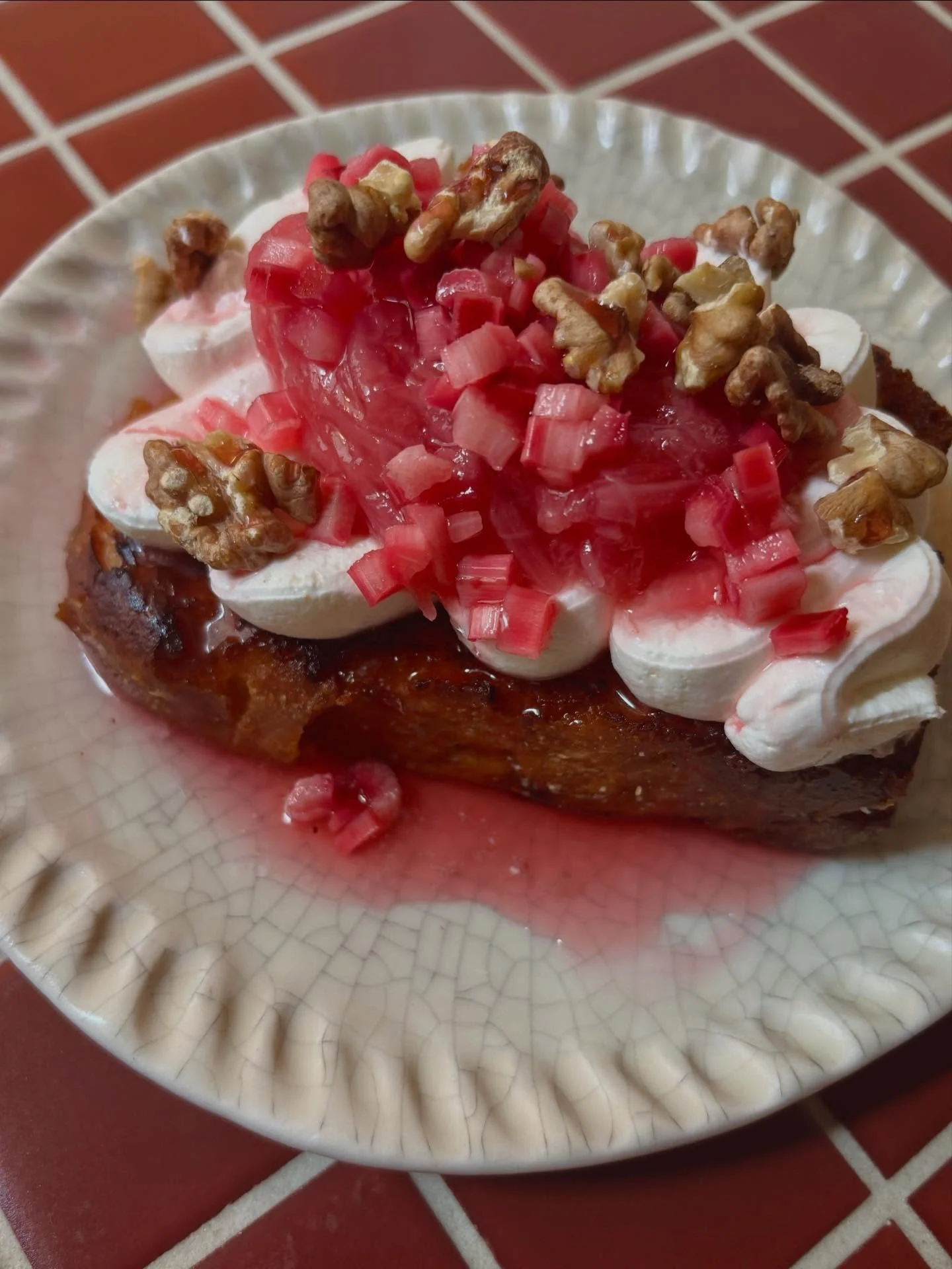 Rhubarbe brioche perdu &amp; brunch all week-end @chez_carrie 🩷