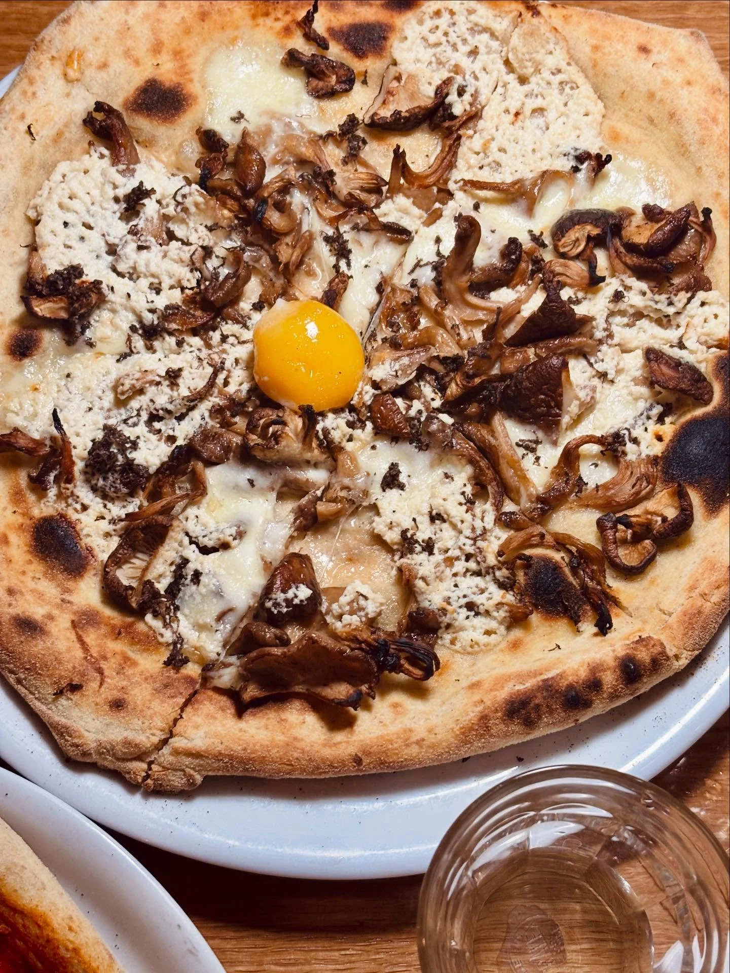 SOUVENIRS de notre soir&eacute;e sourdough pizza &agrave; 4 mains avec @marthebrejon 😋❤️&zwj;🔥 Stay tuned for more guest cheffes coming very soon !