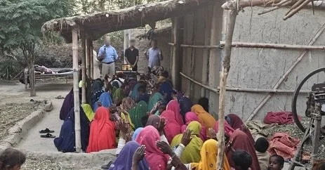 Generations of children in Pakistan&rsquo;s brick kilns have only known labor and slavery. But today, dusty and weary little ones are sitting under a tree, learning to read for the very first time. 

This miracle school needs your help. Every gift is