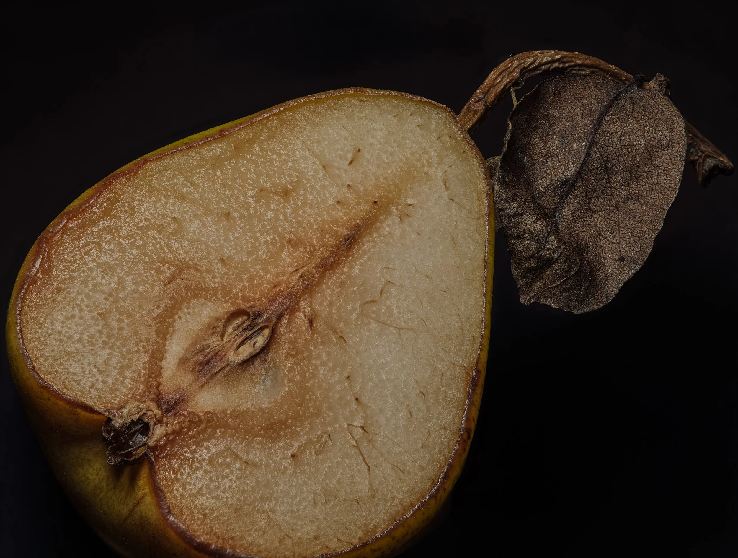 PEARE-EXTREME-STACKED 2pear.jpg