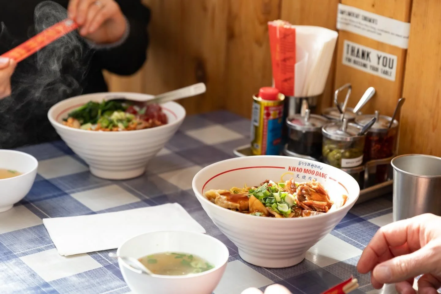 When the day runs long, this is where you slow down.
Come end the day with something warm, simple, and comforting. 🍜