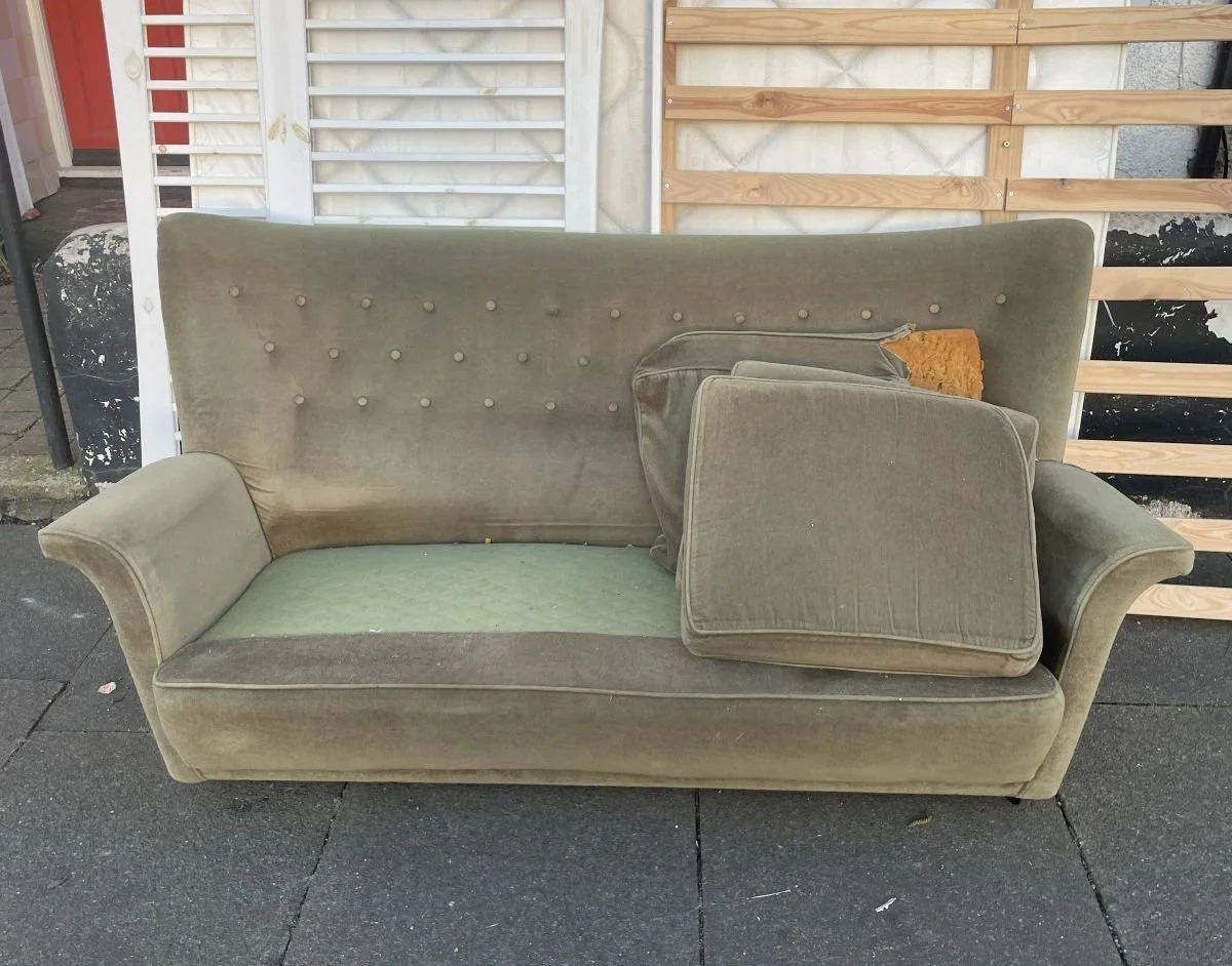 How to find furniture for FREE (or very cheap)