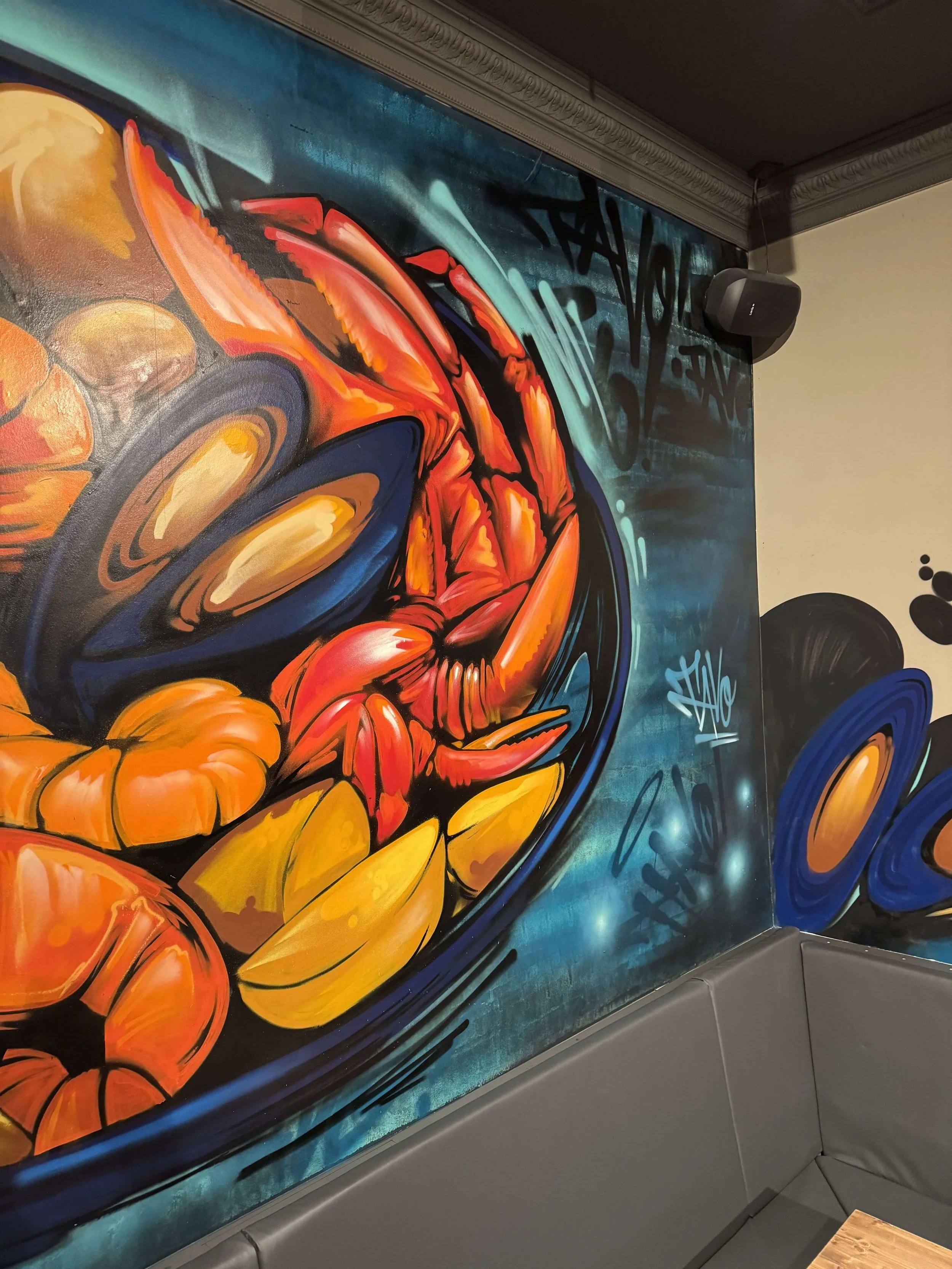 Bernd-Zehner-Restaurant-gestaltung-kunstwerk-graffiti-wandbild--seafood.jpg