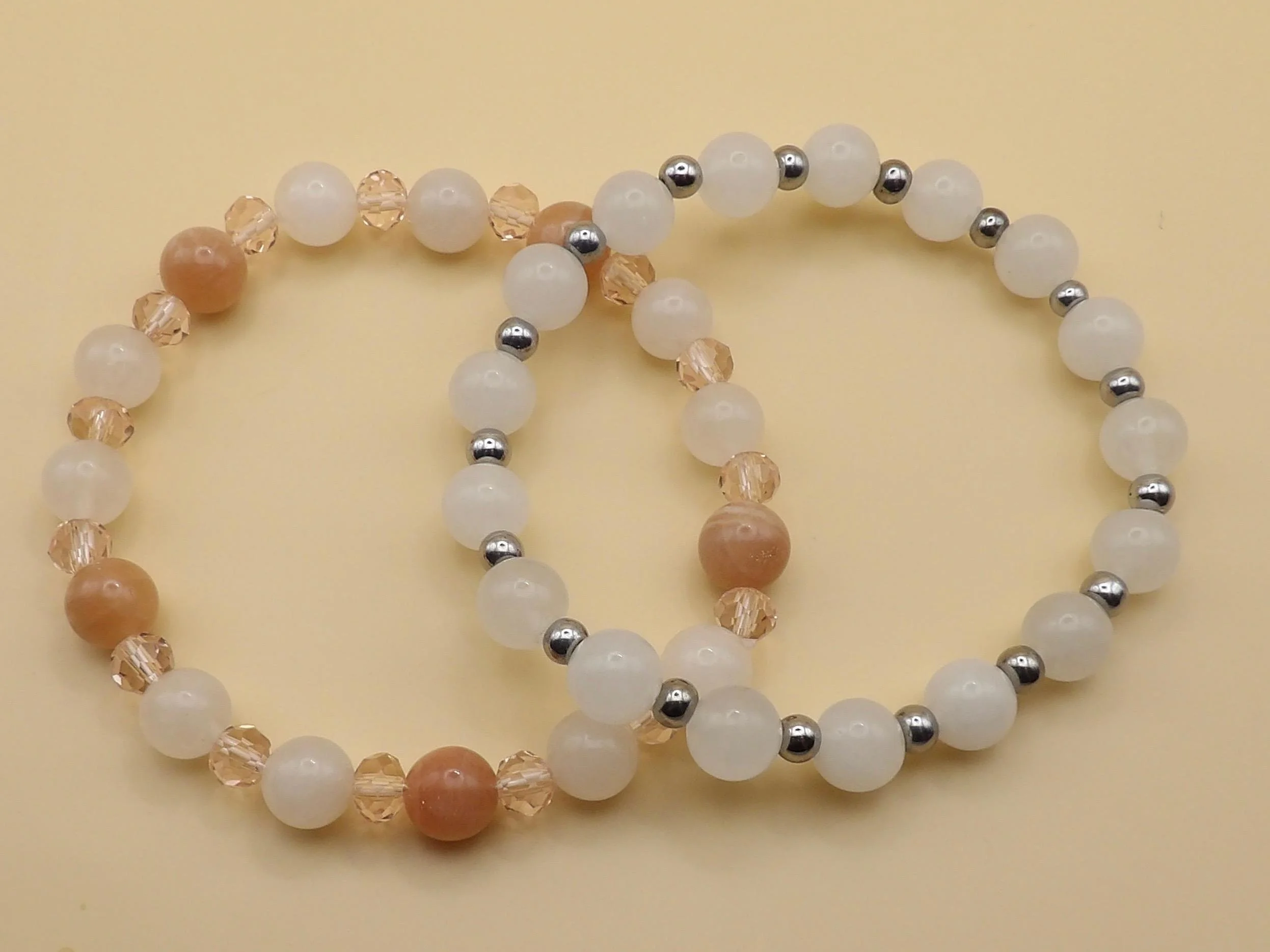 a feminine and airy gemstone duo, ideal for bridesmaids, new mamas, or professional women seeking "zen" style.
