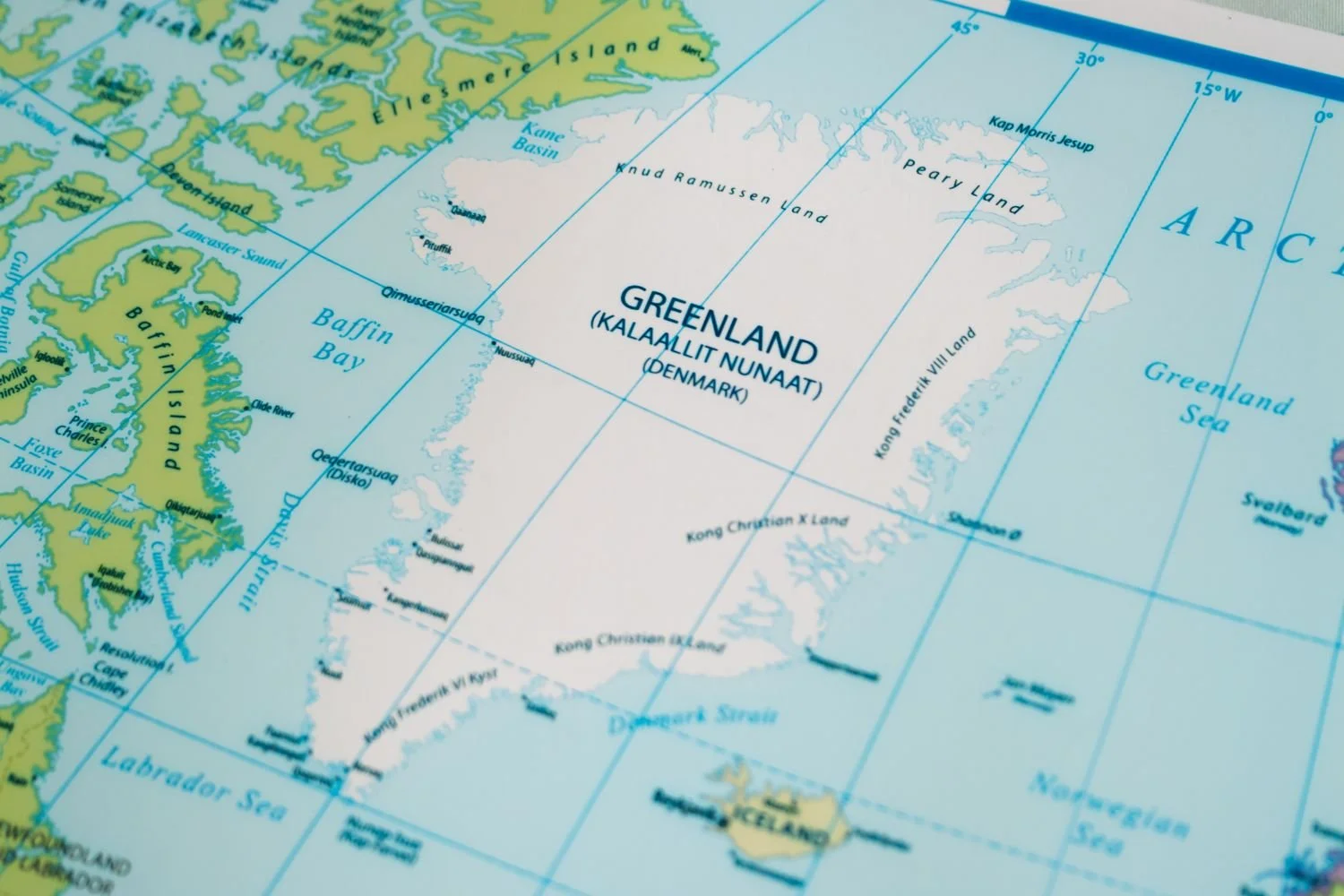 How to spend 20% of your GDP on three airports (and why) 🇬🇱✈️

Greenland: 56,000 people
Project cost: $700 million
% of GDP: 20%

Nuuk International just opened. Two more airports are coming this year.

Why? Because when China offers to build your 