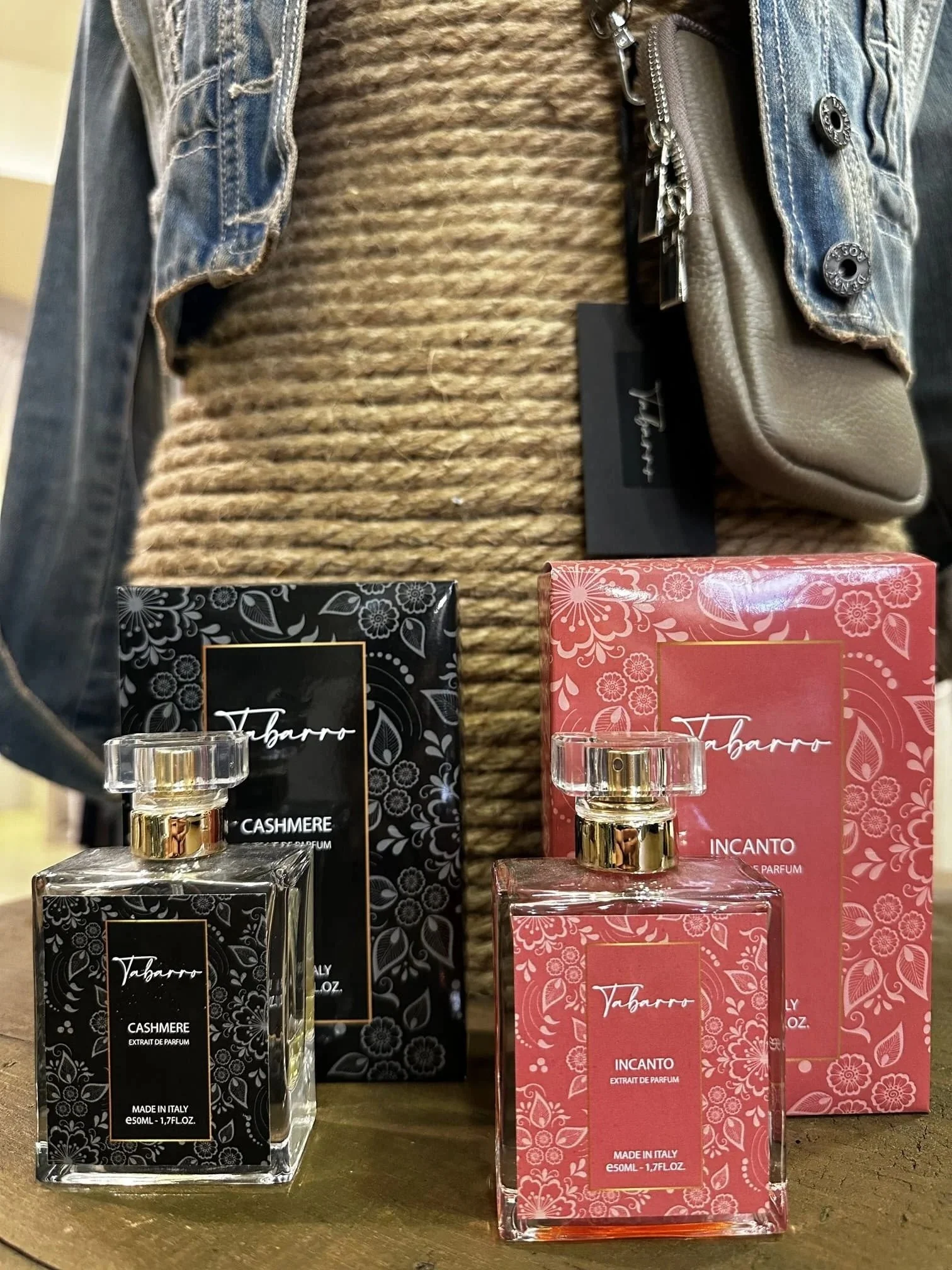 Selezione di abbigliamento di qualità e valore a Il Tabarro Boutique