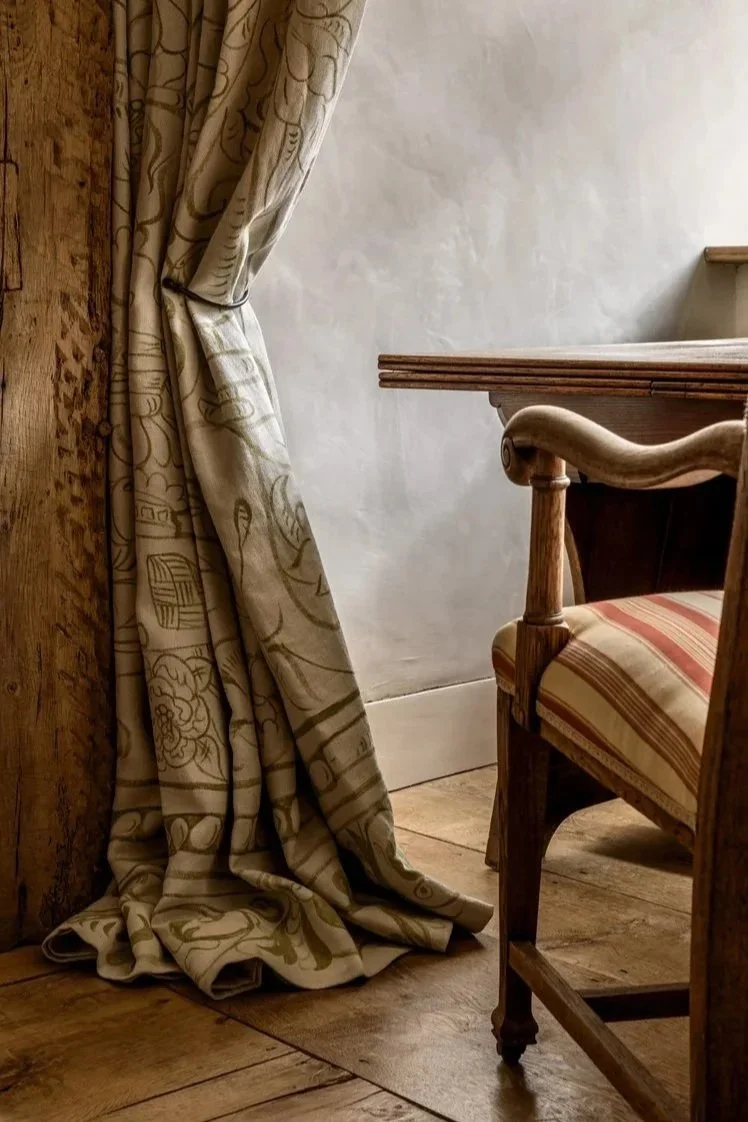 Curtain+detail+01.jpg
