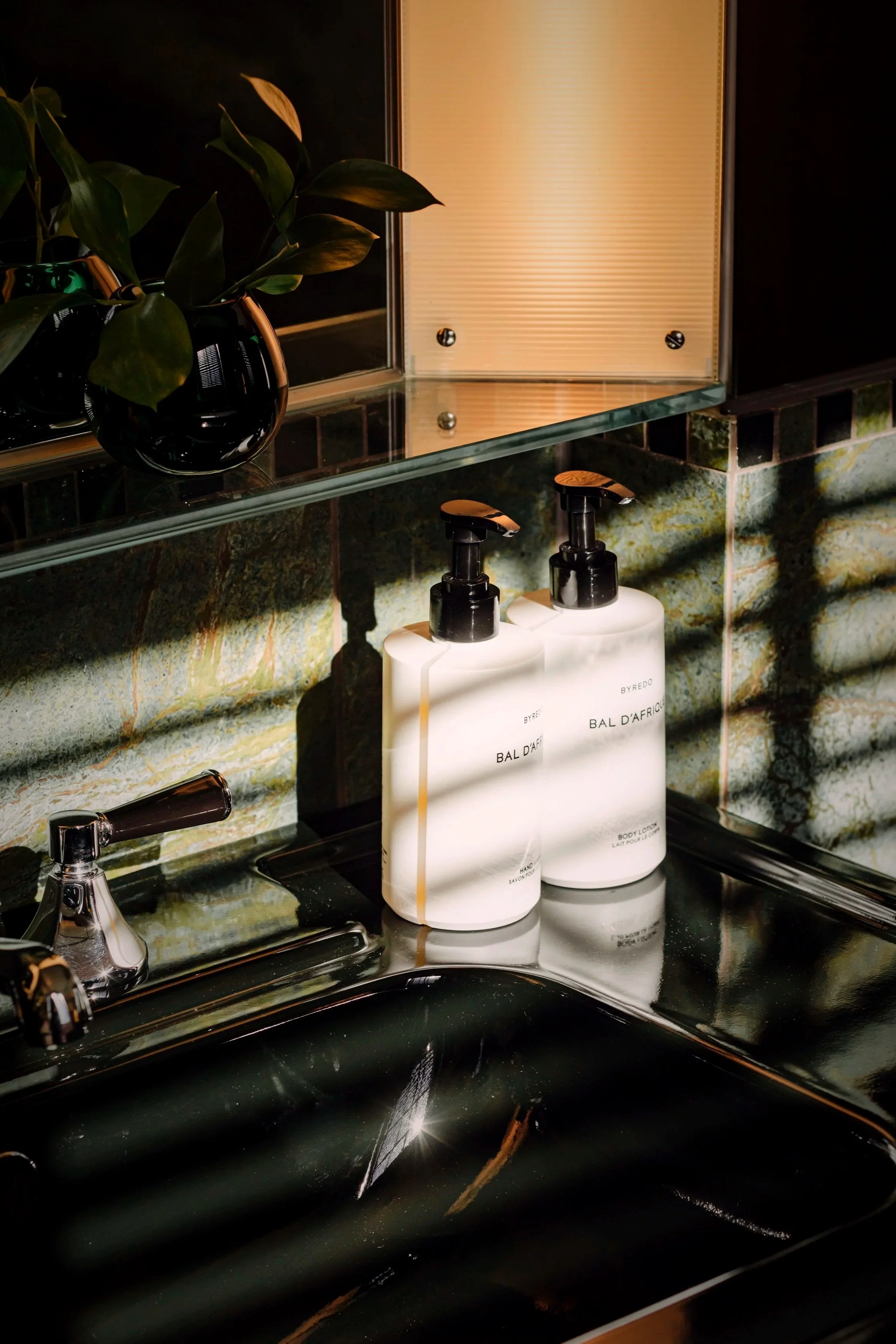 Sommerro_Heritage+Suite+Bathroom+detail1_photo+by+Thomas+Ekstro%CC%88m.jpg