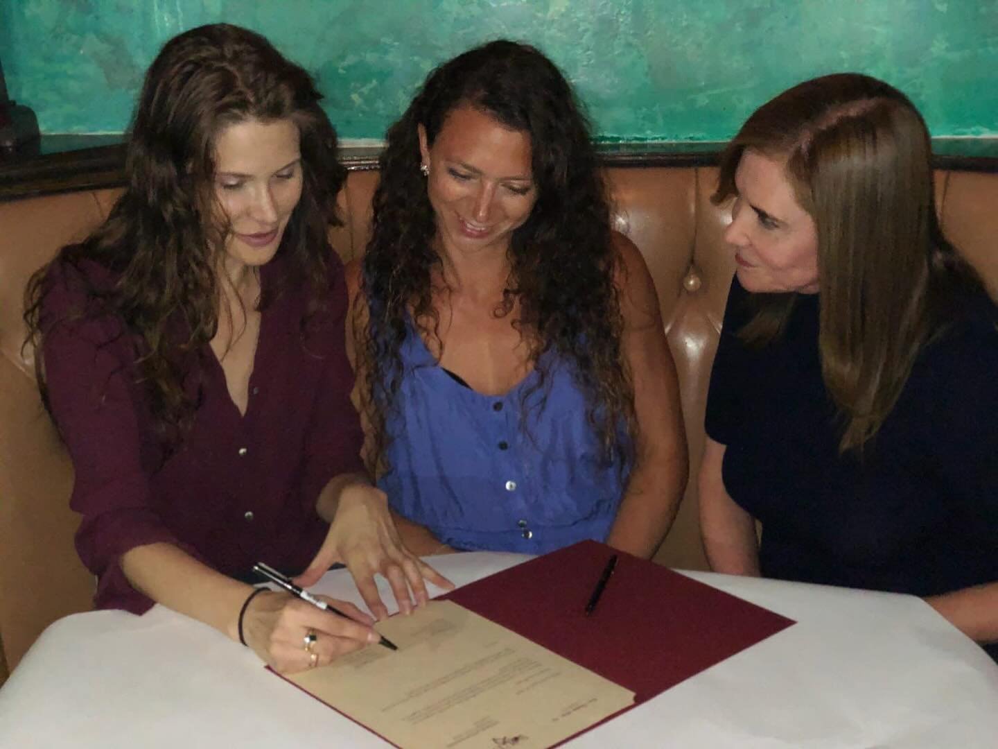 Meet your Coach 
Natalie Anson-Wright @natalie_anson Qualified in August 2018 and is a Chubbuck coach for both adults and youth and teaches weekly in The Calder Bookshop and is available for private coaching 
DM to Book #thepoweroftheactor #chubbuckt