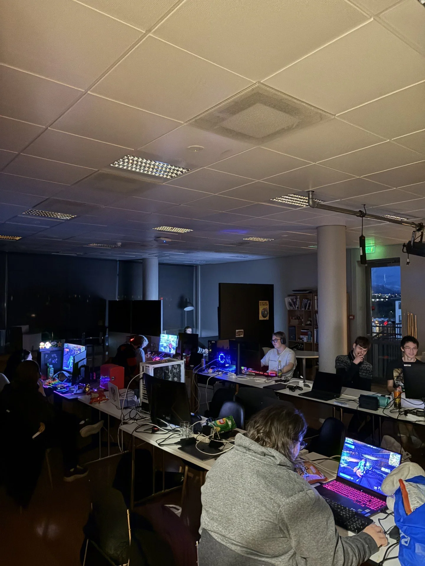 Samfés Lan 16+