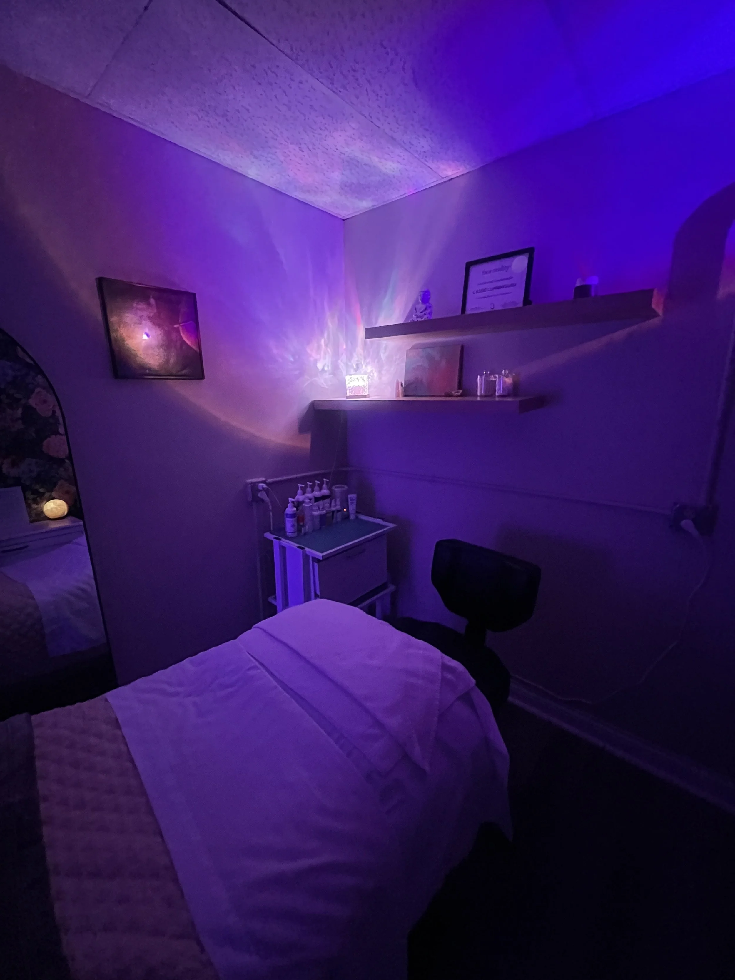 dreamy vibey moody esthetician room
