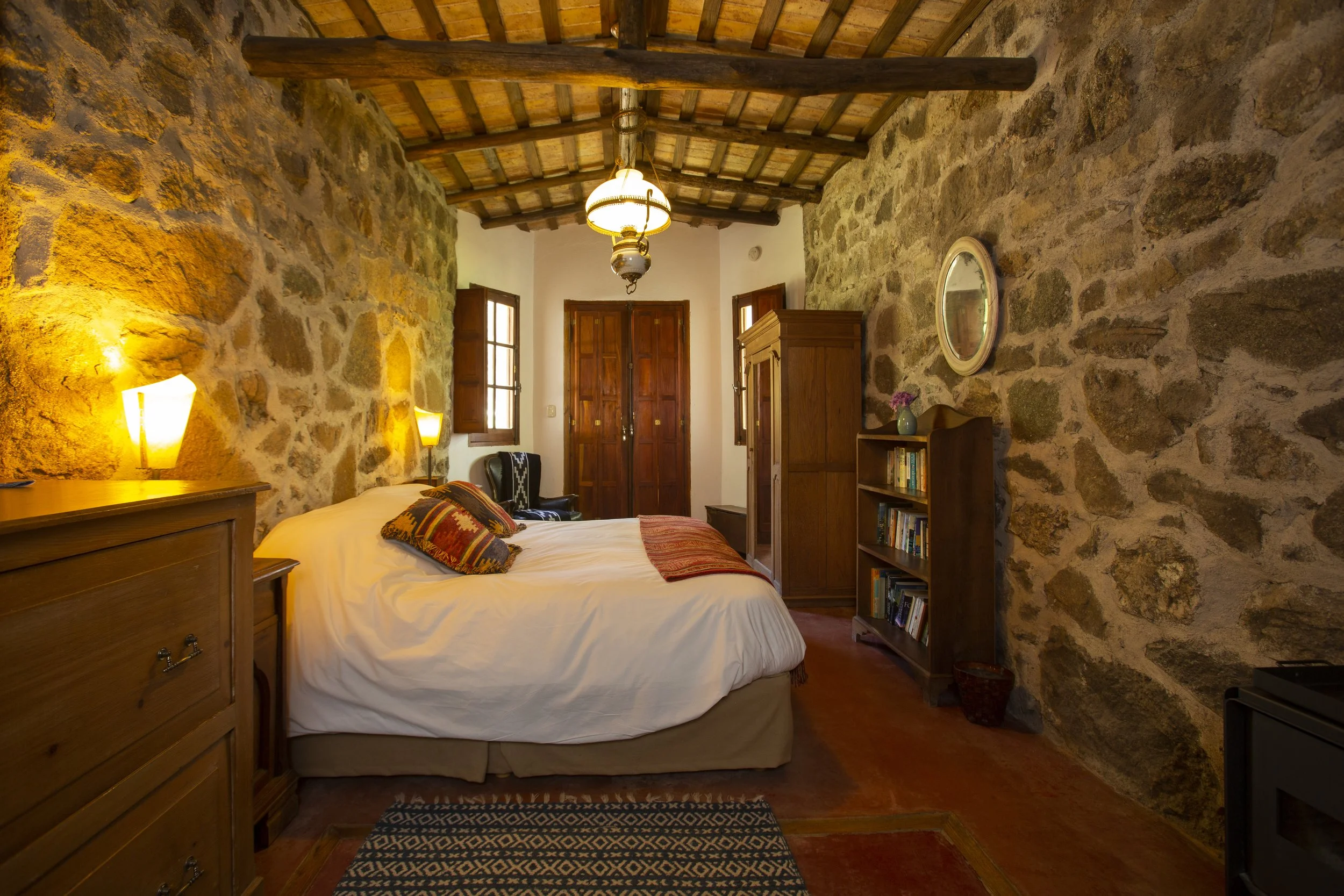 5_Bedrooms.jpg