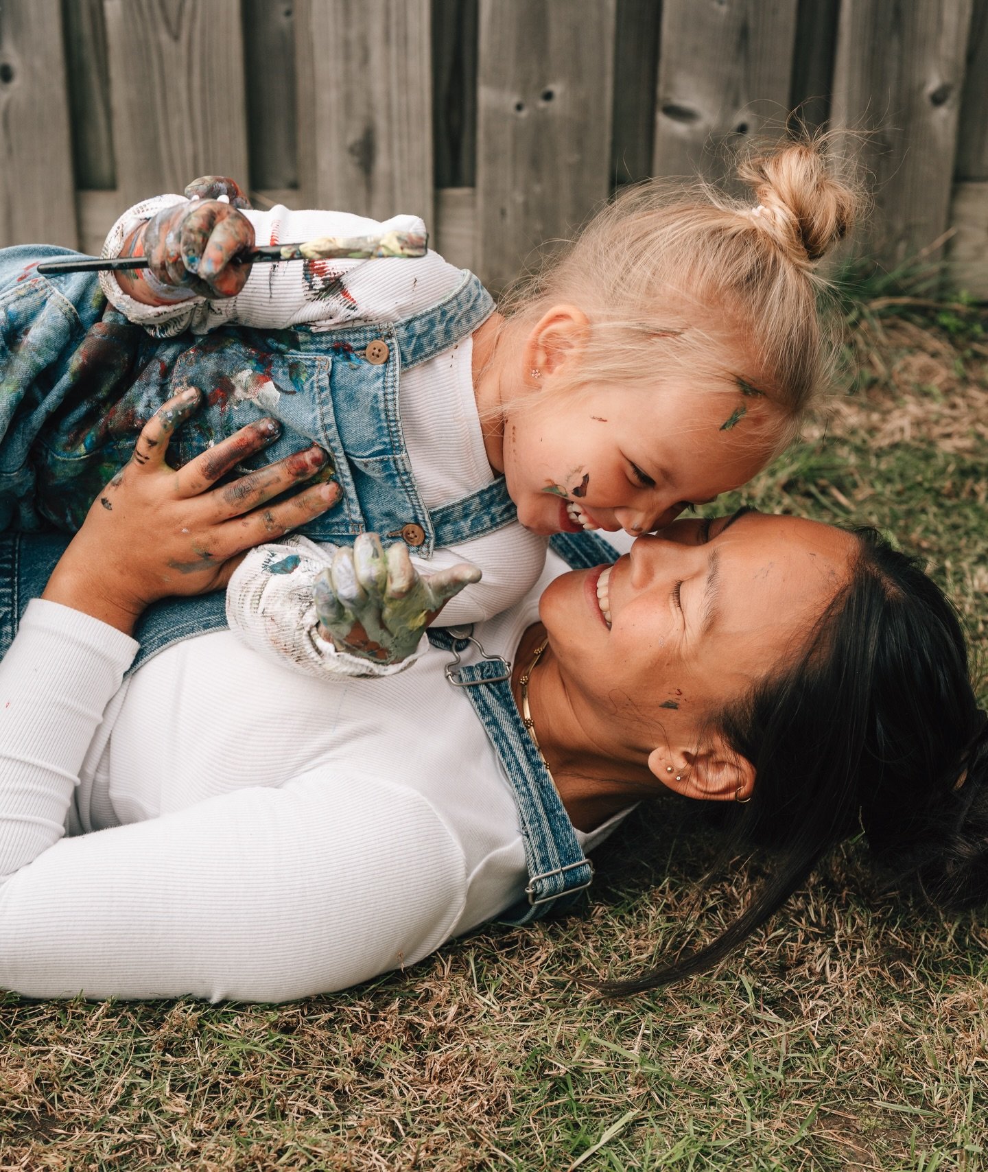 We are back!! 

Hey! Hoe is het? Na een korte break (iets met imposter syndroom&hellip;) we zijn terug. En kijk nou toch hoe zoet, dat wil je toch ook? 

#Lumix #fotograafutrecht #fotograafutrechtseheuvelrug #fotograafzeist #fotograafdriebergen