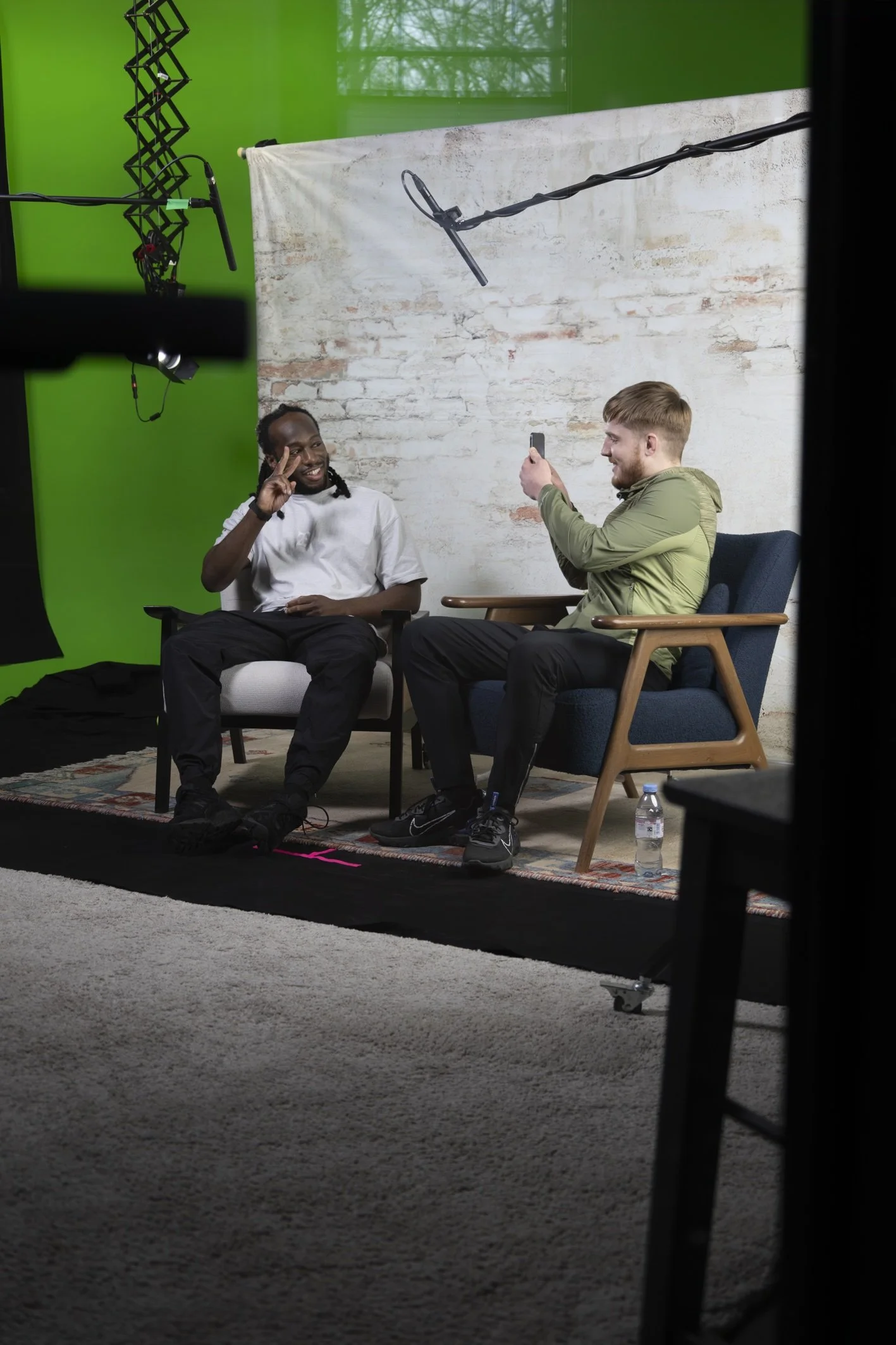 MMA athletes ready for 4D technique capture using 78-camera volumetric system for martial arts education content