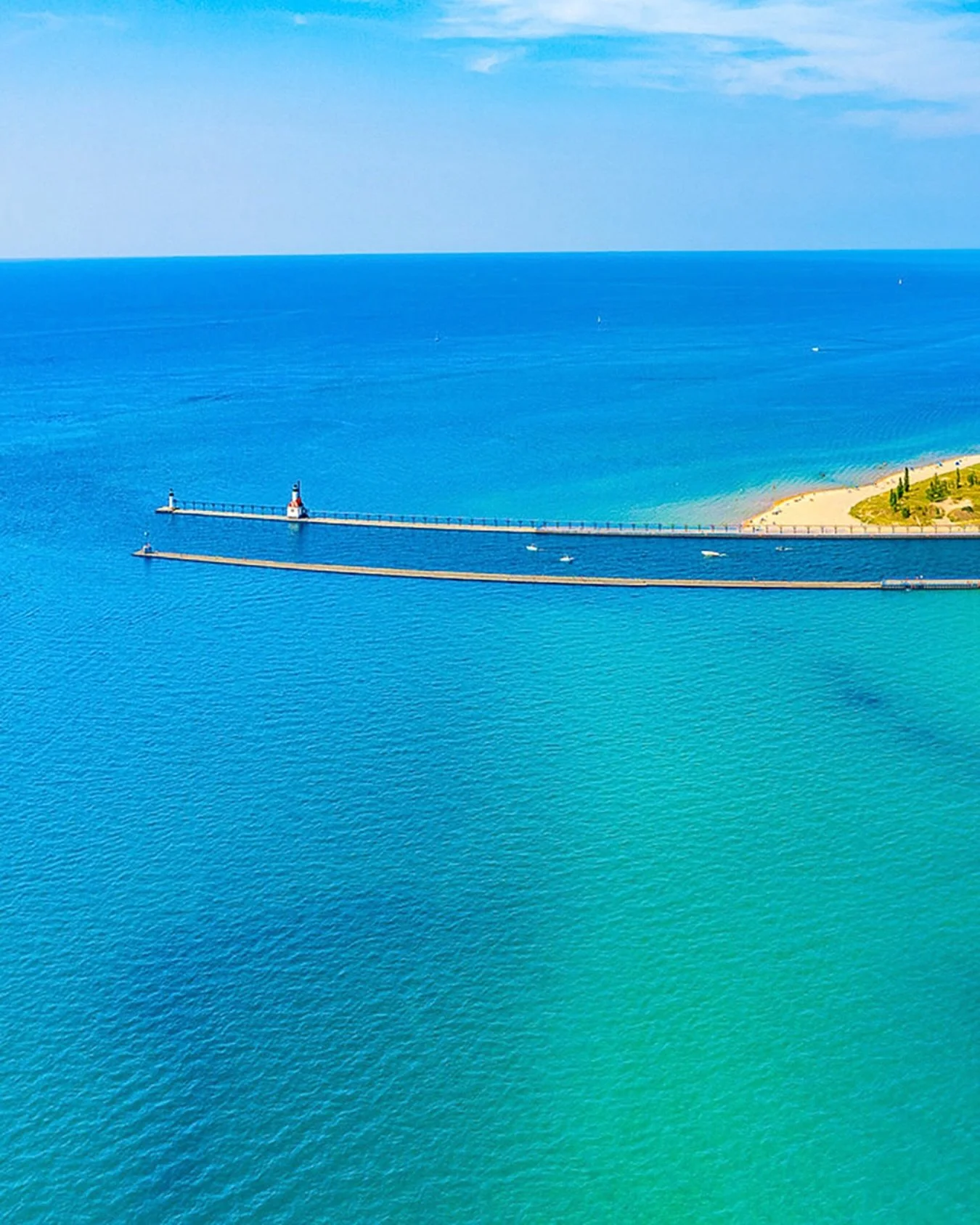 This pier offers stunning views of Lake Michigan, a freshwater giant so vast it feels like an inland ocean. 🌊 

You&rsquo;ll also see the mouth of the St. Joseph River and the historic North Pier Lighthouse. It&rsquo;s a perfect spot to watch boats,
