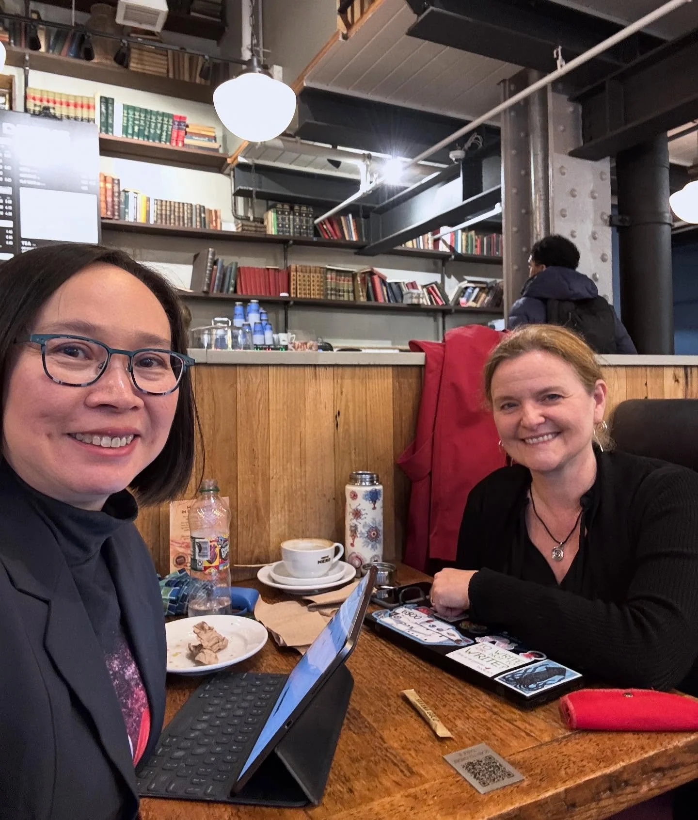 Mass Freedom to Read coalition members and Authors Against Book Bans legislative task force members @malindalo and @mcusolito debriefing in Boston after a productive and friendly meeting with Senate Ways and Means Committee Chair Michael Rodrigues, w