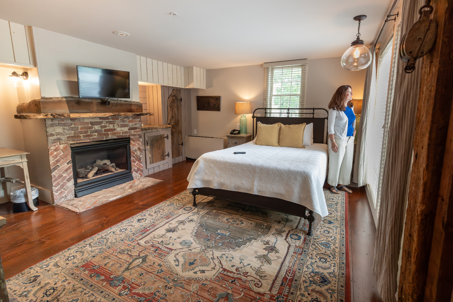 three-chimneys-inn-guest-rooms-1.png