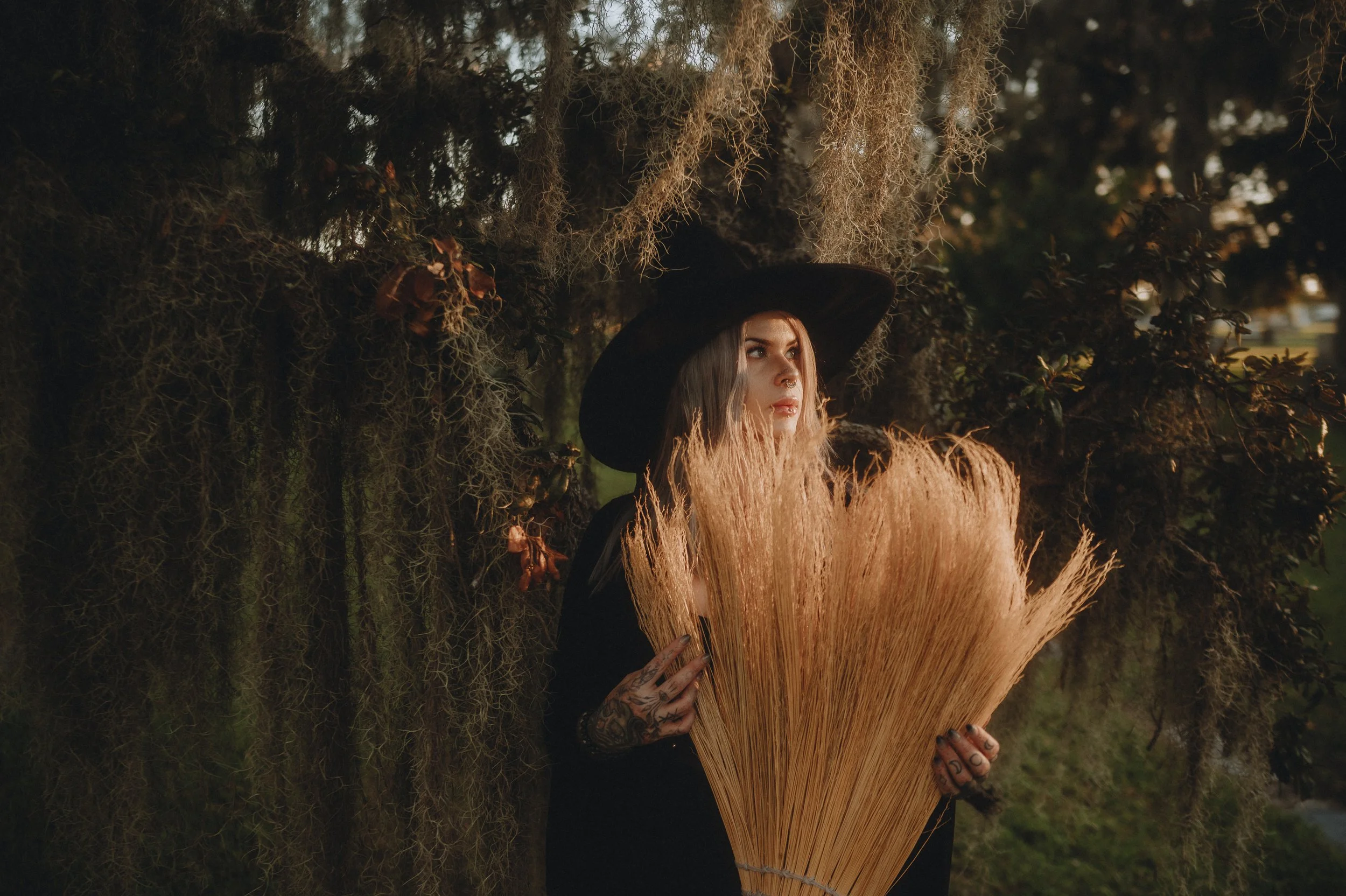 witch_cemetary16.jpg