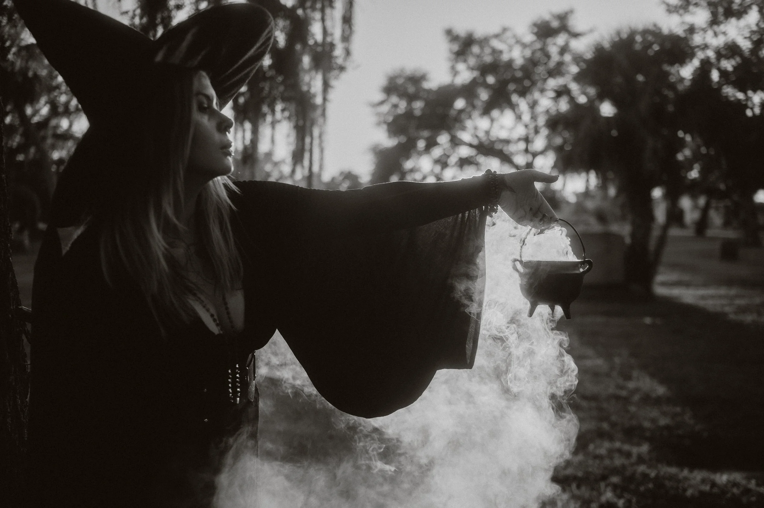 witch_cemetary79.jpg