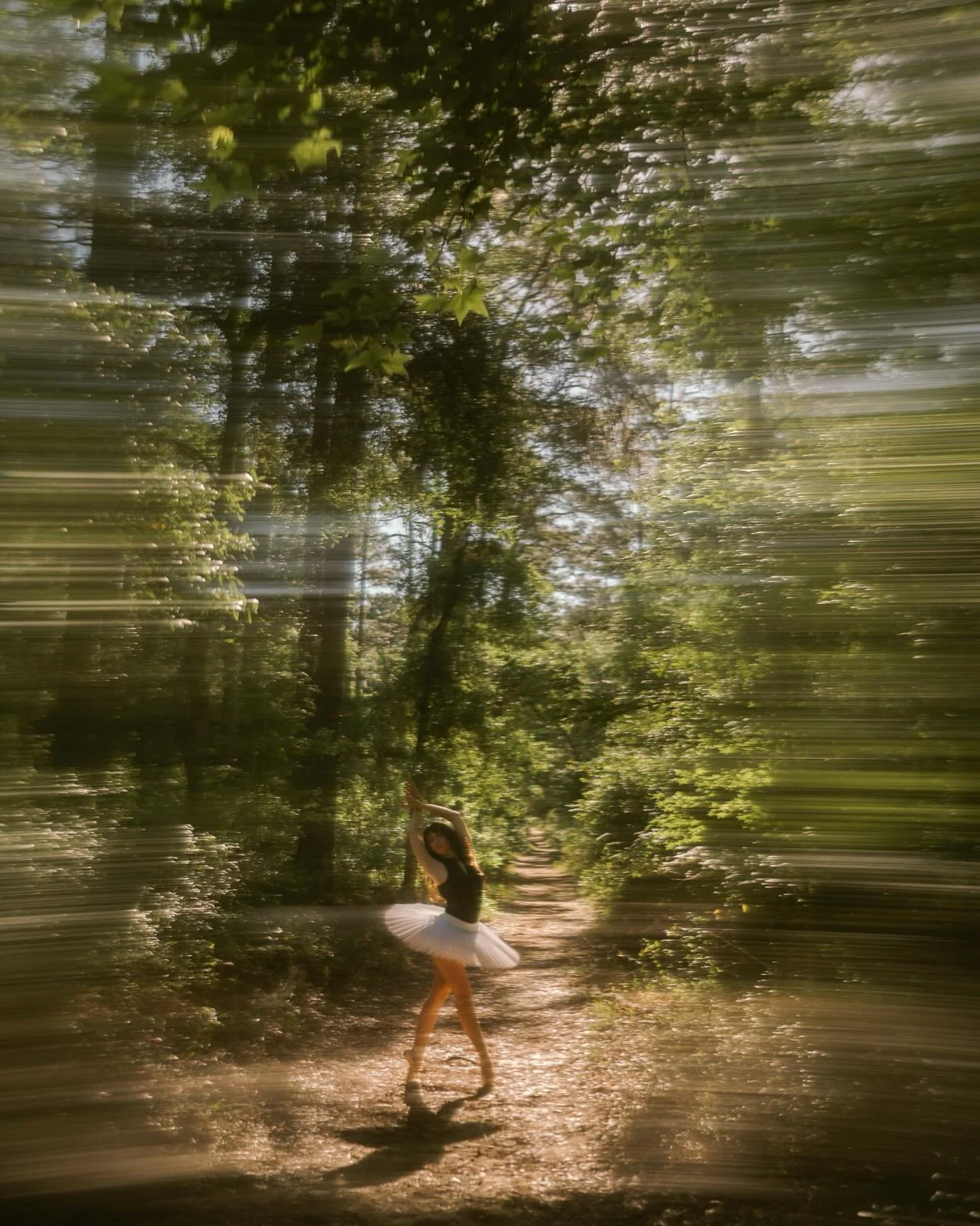 It has been on my photo bucket list to do a session with a ballerina. It was absolutely meant to be when I saw Christina follow me one day and I saw her username. I immediately messaged her and we started planning. 

I truly believe that there are so