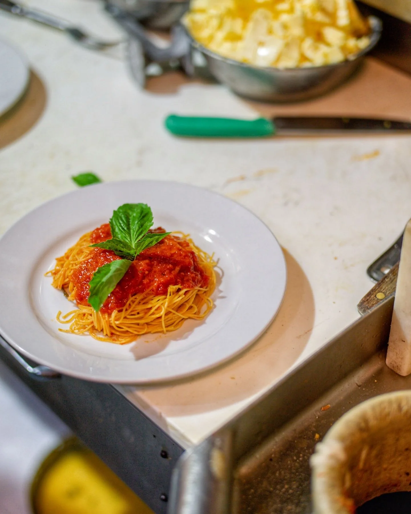 Finishing touches 🪄 ✨

#italiancuisine #nycfood #pasta #spaghetti