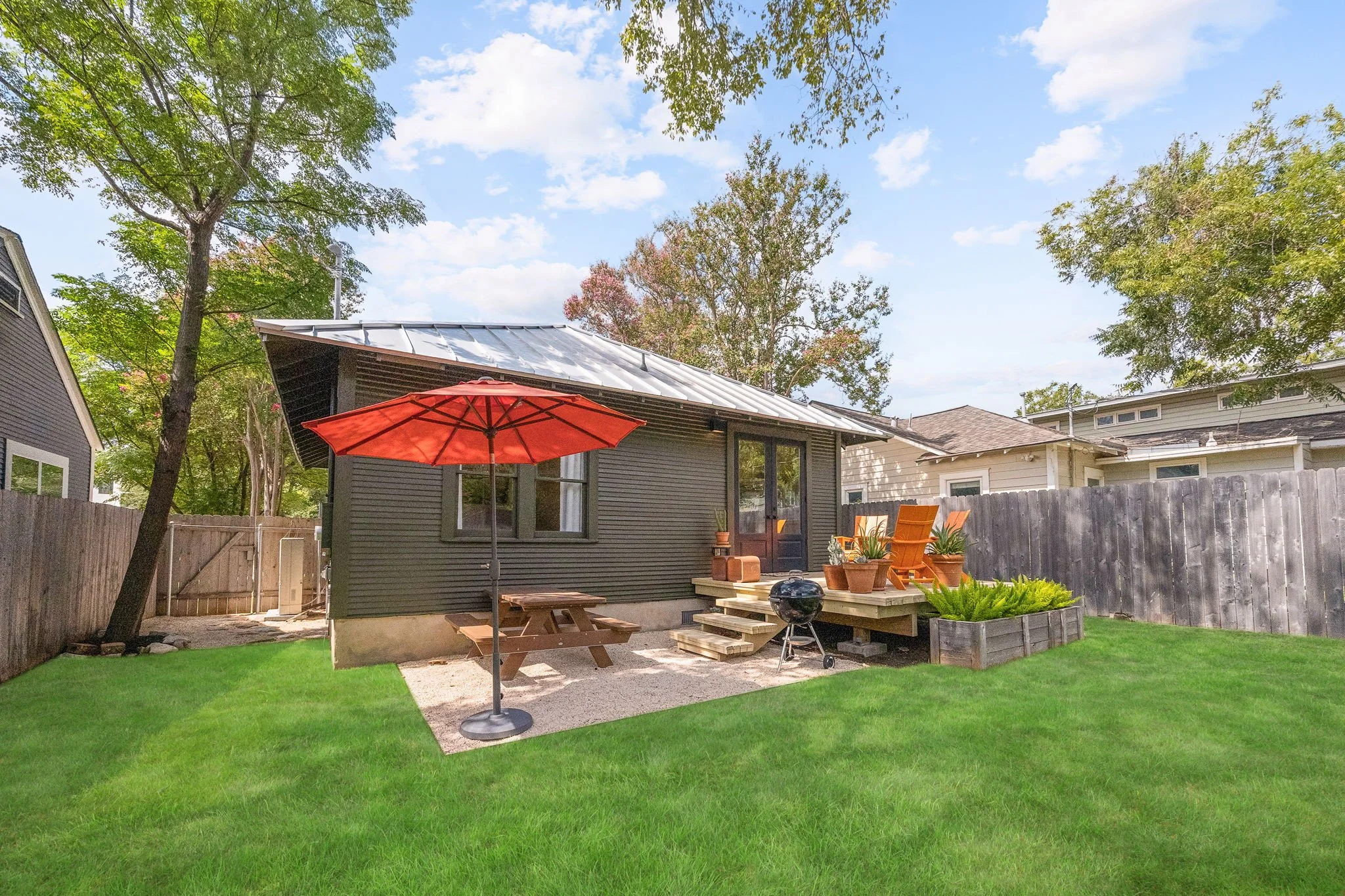 049-810KeasbeyStreet.jpg