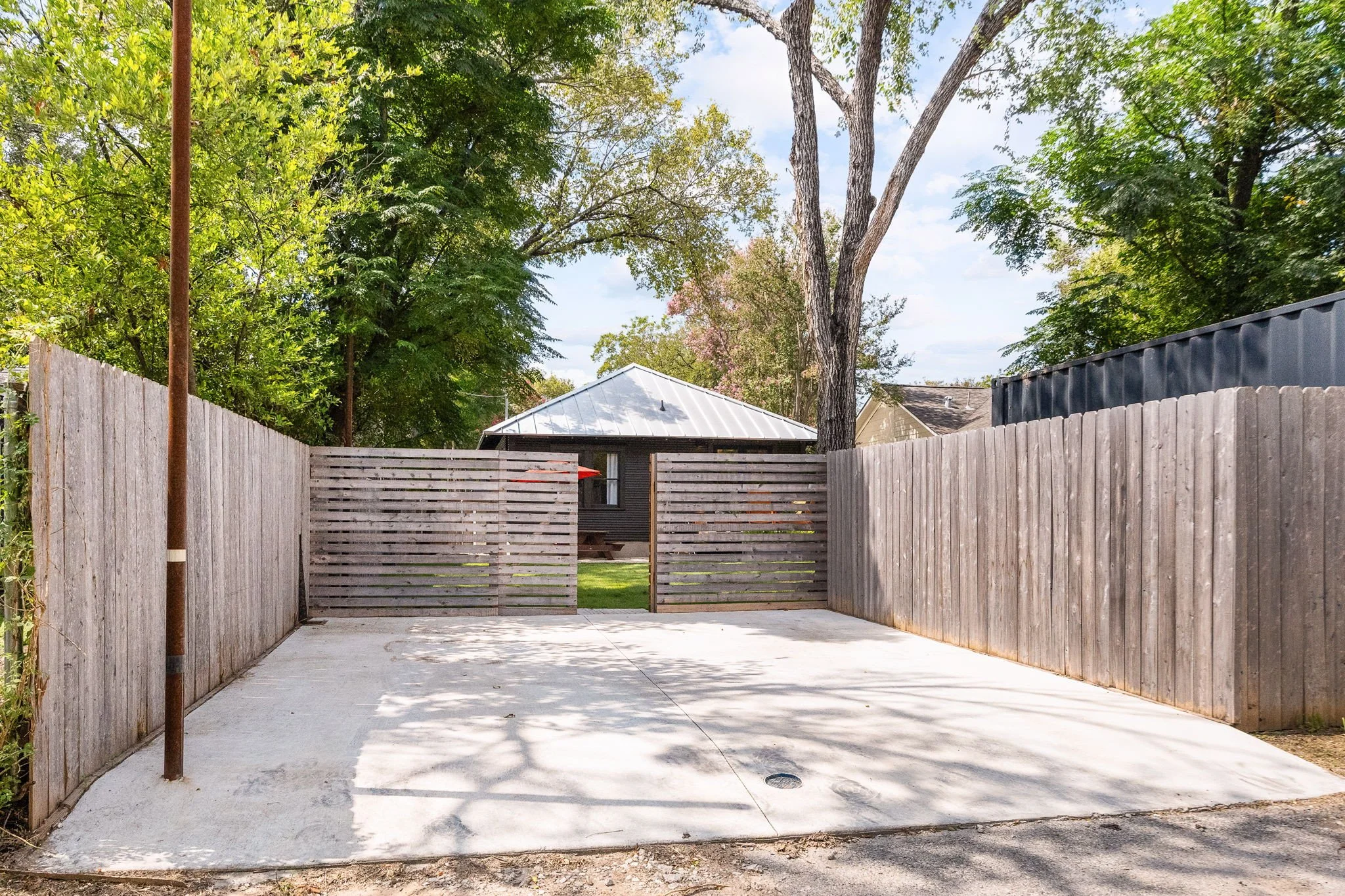 055-810KeasbeyStreet.jpg
