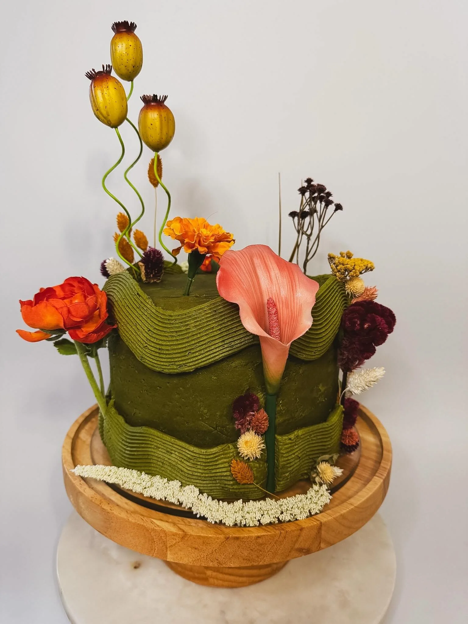 The reel of this one definitely sparked a LOT of opinions and still has the comment section talking 😂, but we had so much fun bringing our customer&rsquo;s vision to life that we felt it deserved another moment in the spotlight.

Not every cake is e