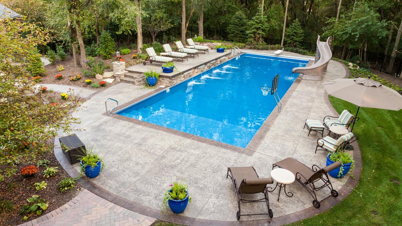 Swimming Pool Landscaping 101: How Do I Put Rocks Around My Pool?