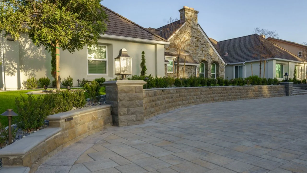 The Strength and Stability of an Anchored Retaining Wall