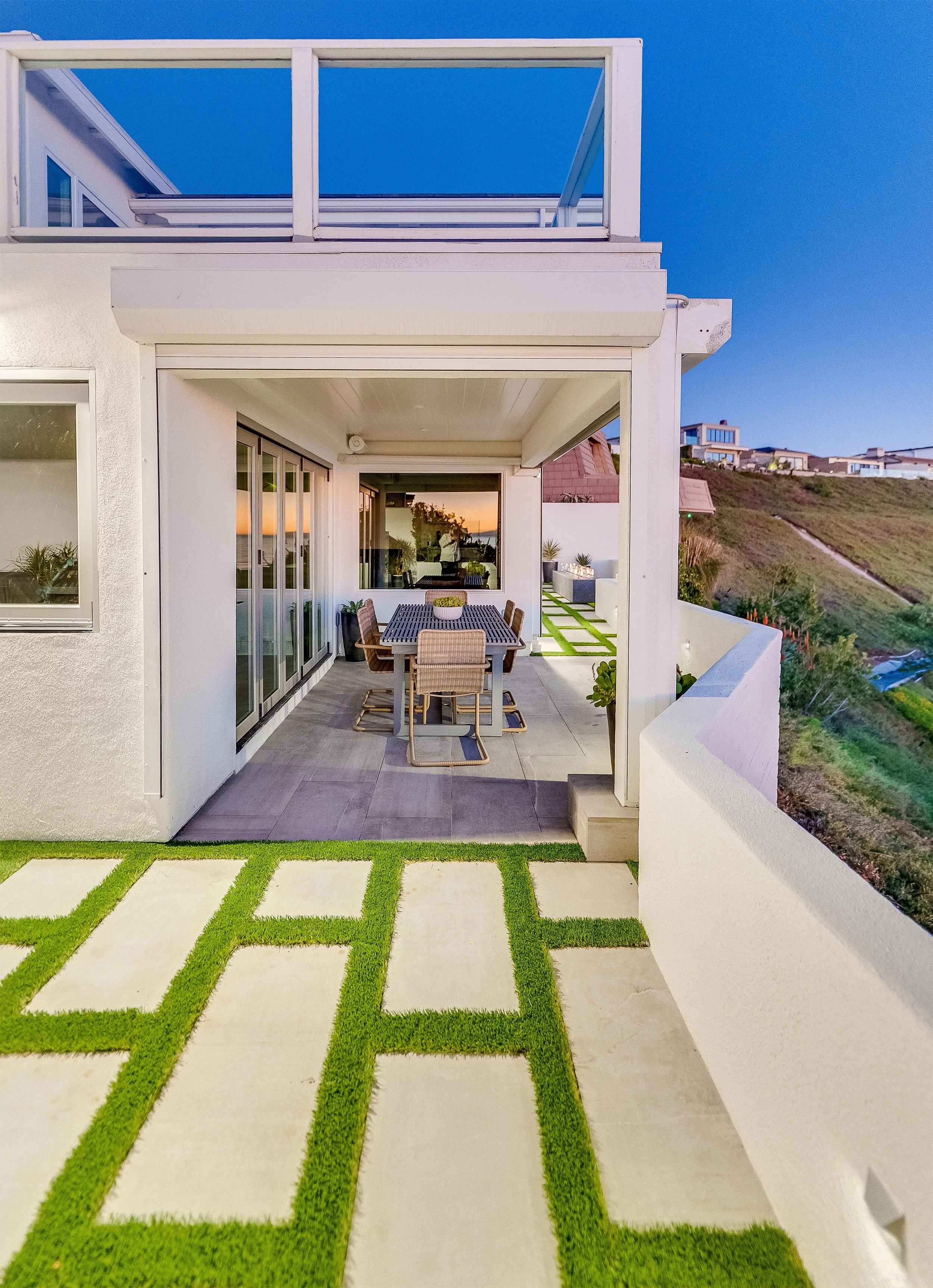 Small Backyard Patio Design Ideas for Orange County Homes