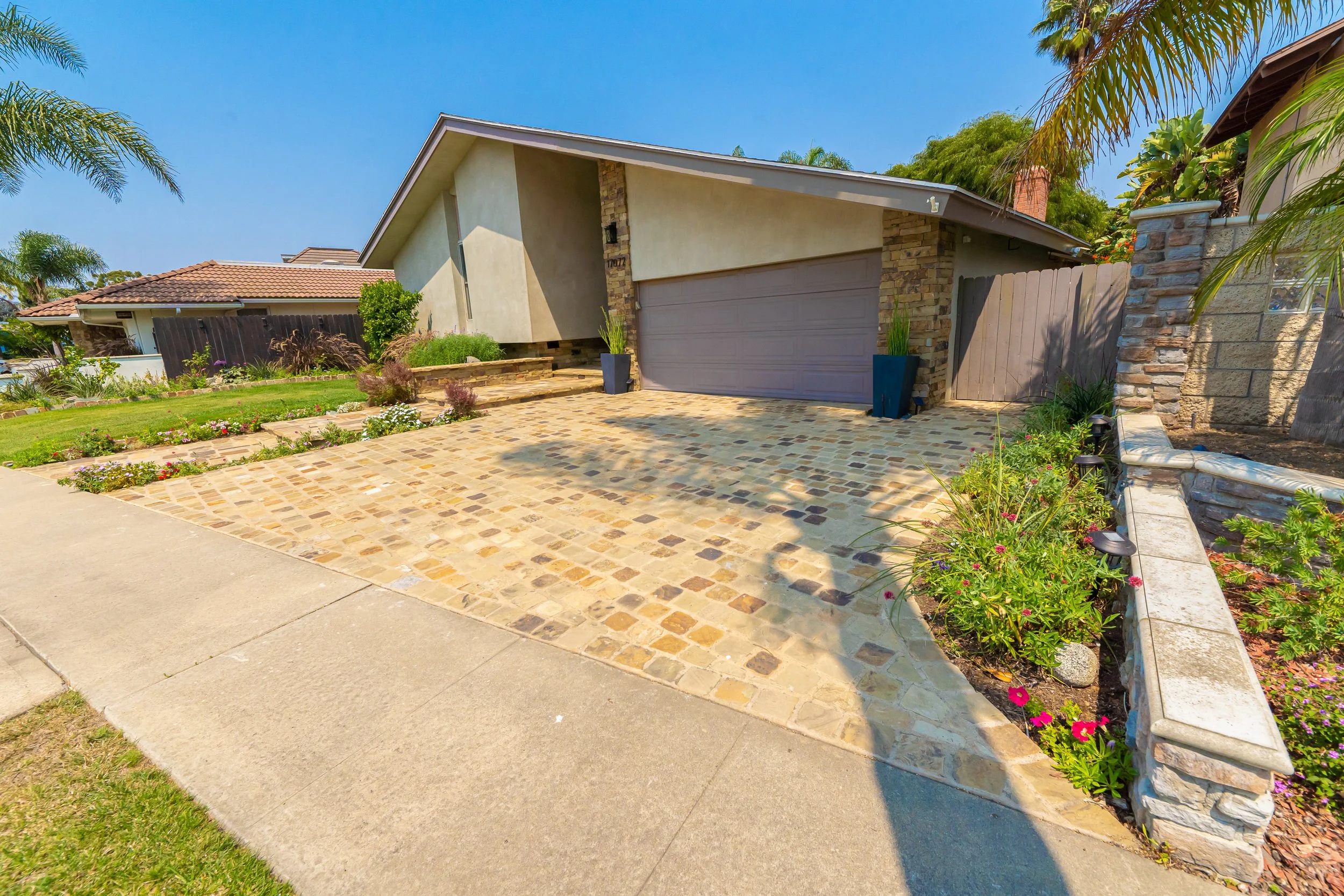 What Your Driveway Says About Your House Before Anyone Rings the Doorbell