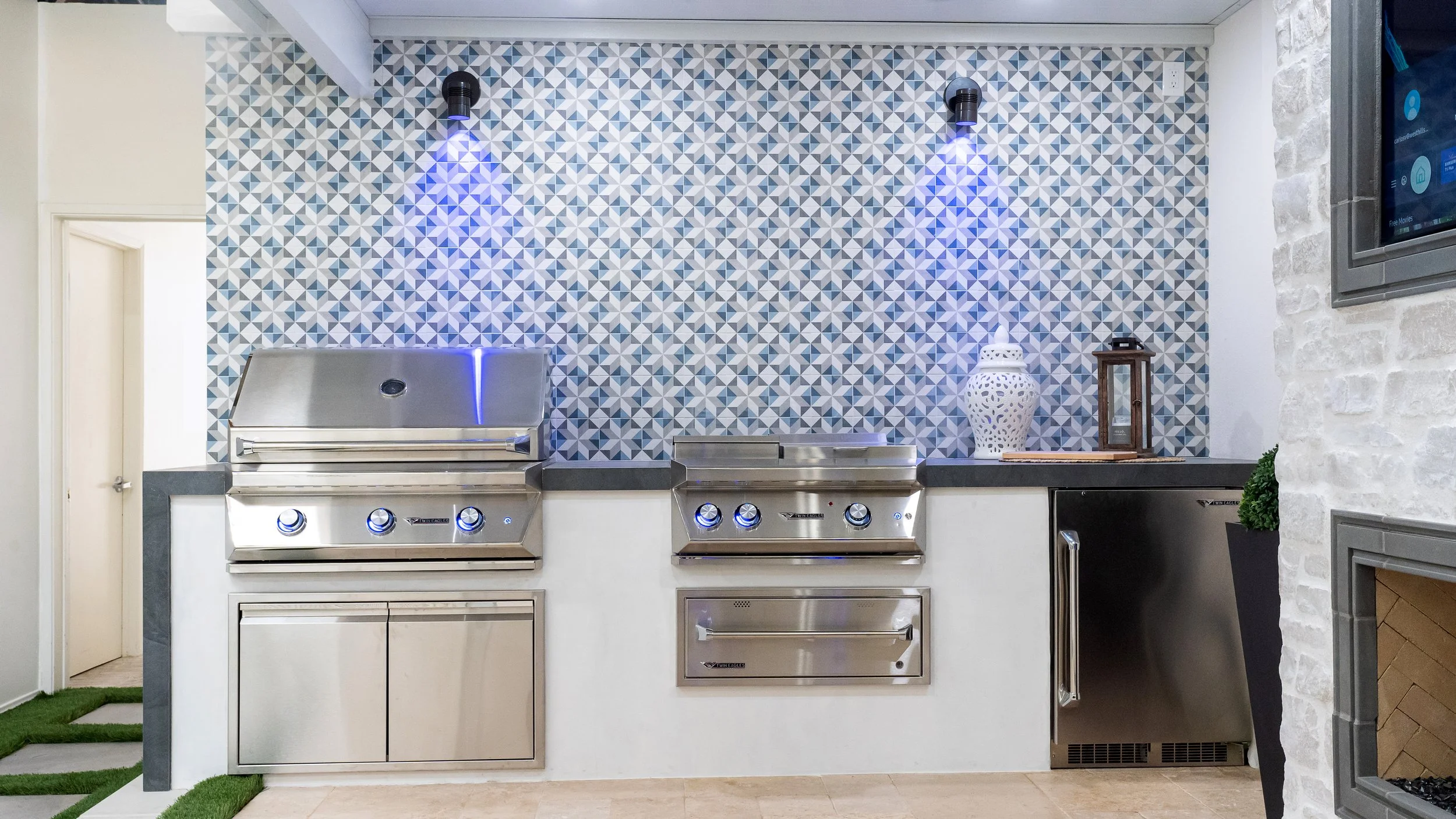 Porcelain Slab for a BBQ Countertop: Is This the Right Product for You?