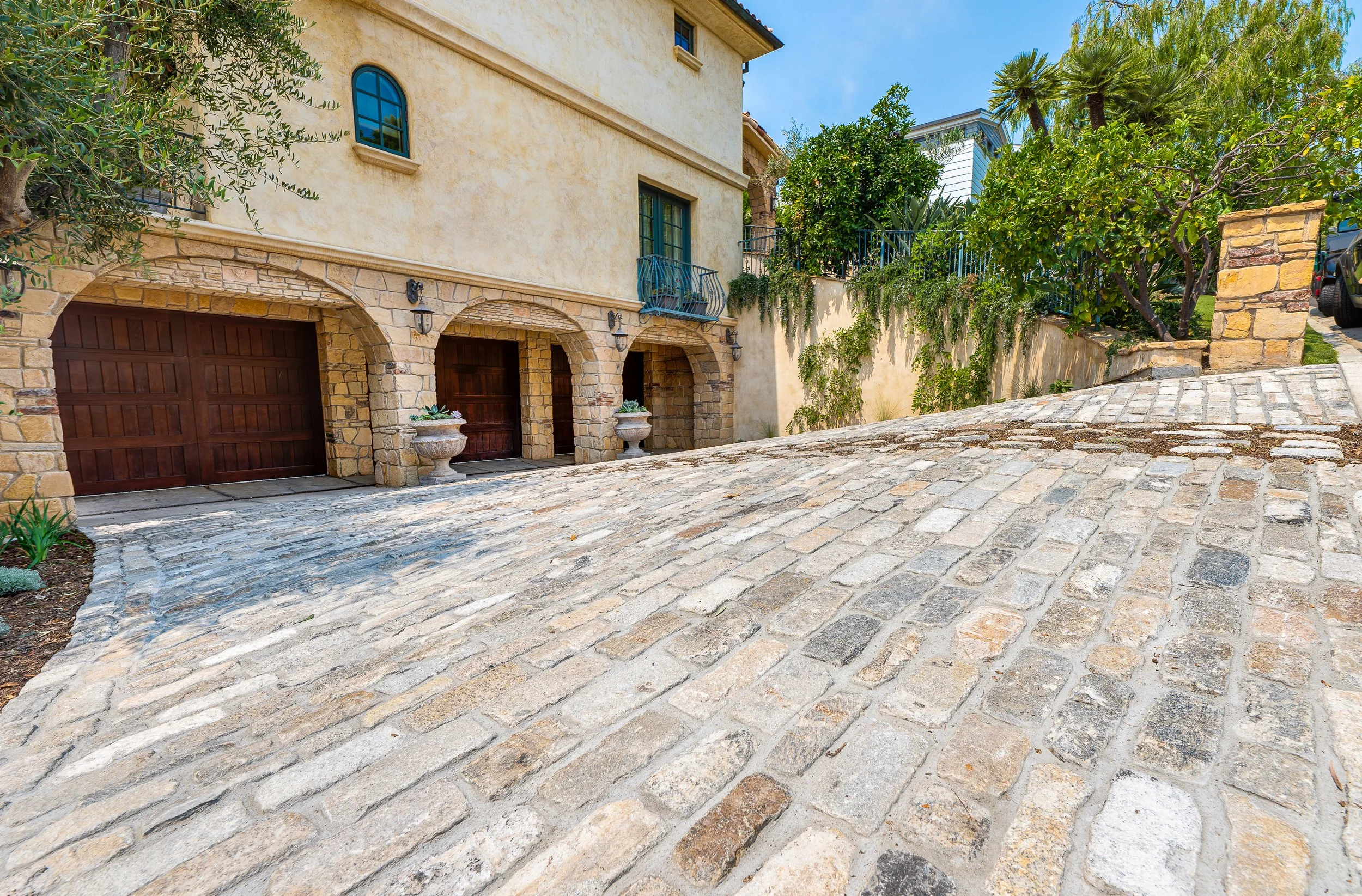 Is Flagstone or Cobblestone the Right Product for You?