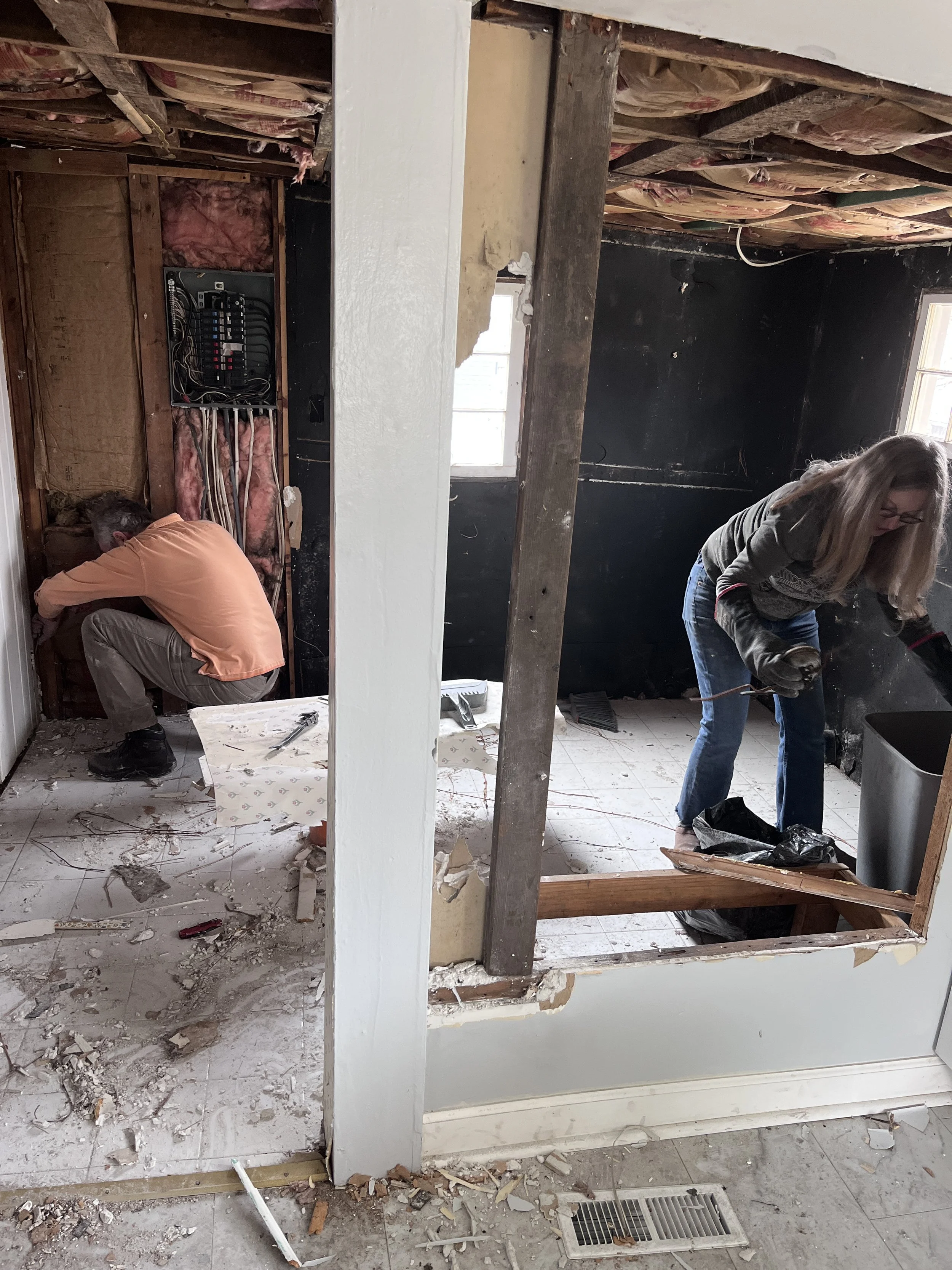 Many hands make light work